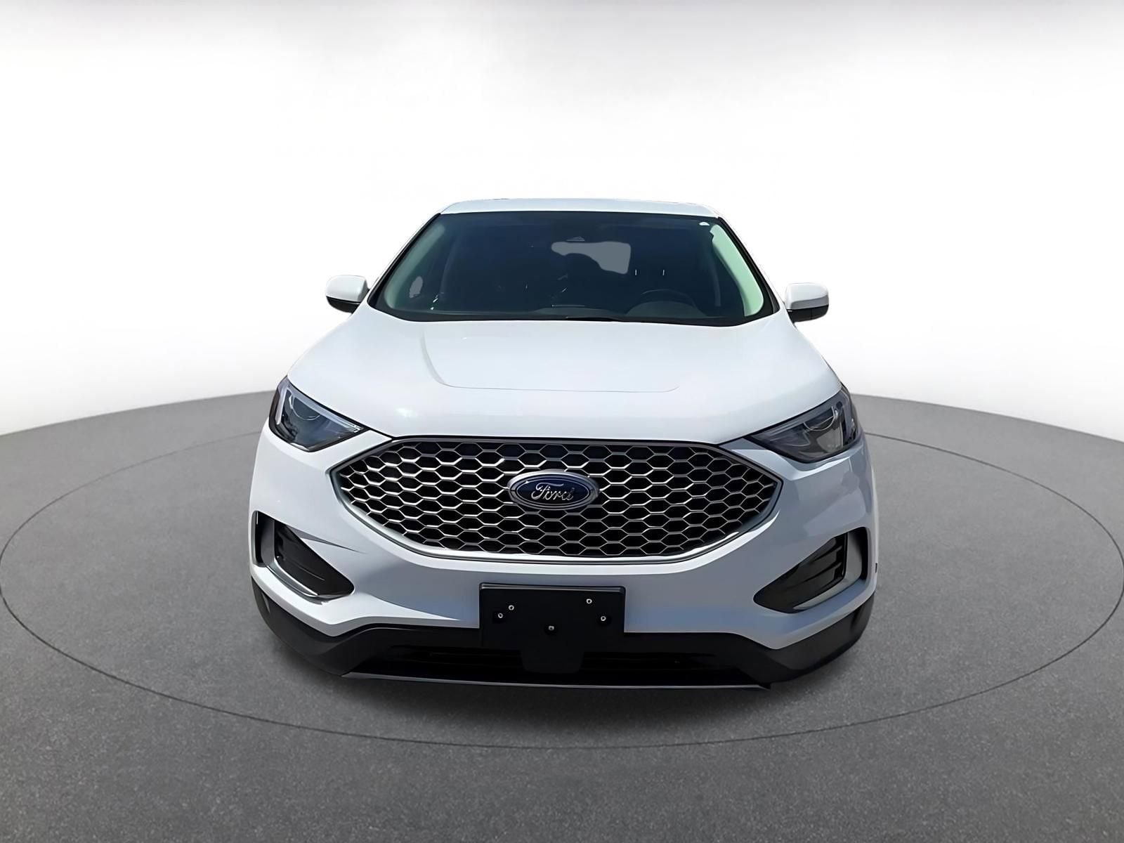Thumbnail: 2024 Ford Edge - 4