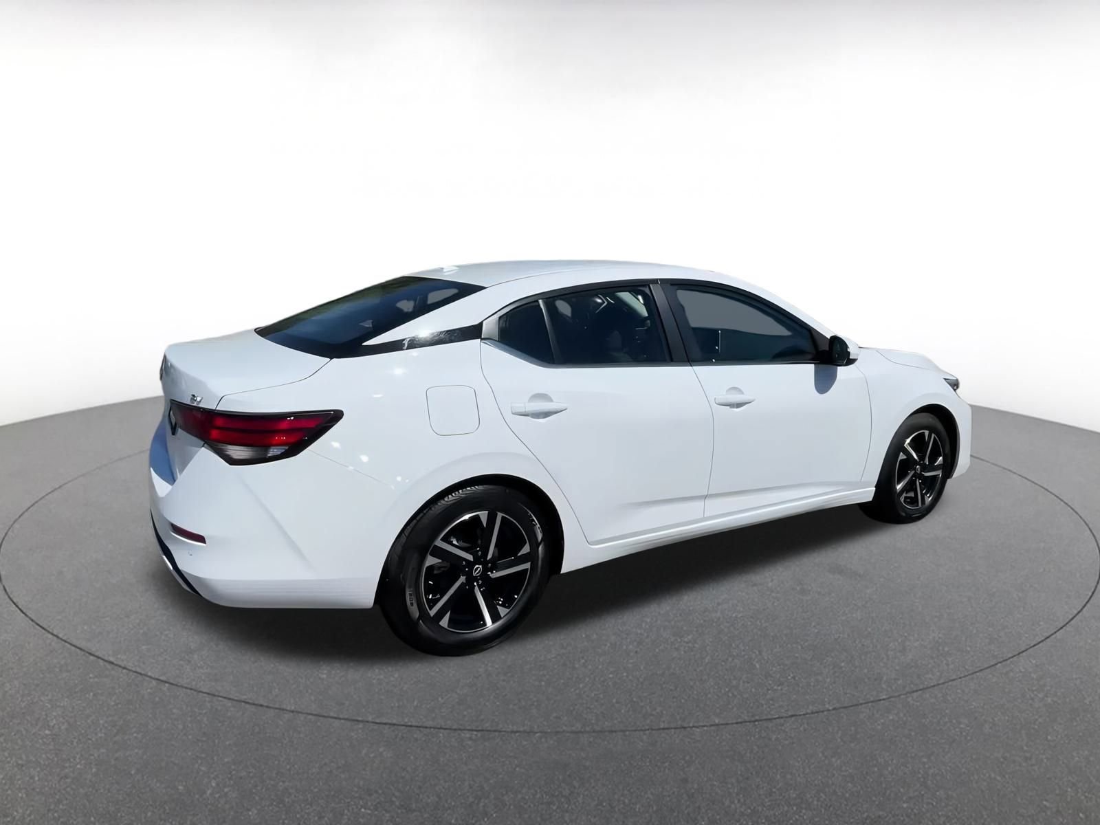 Thumbnail: 2024 Nissan Sentra - 15