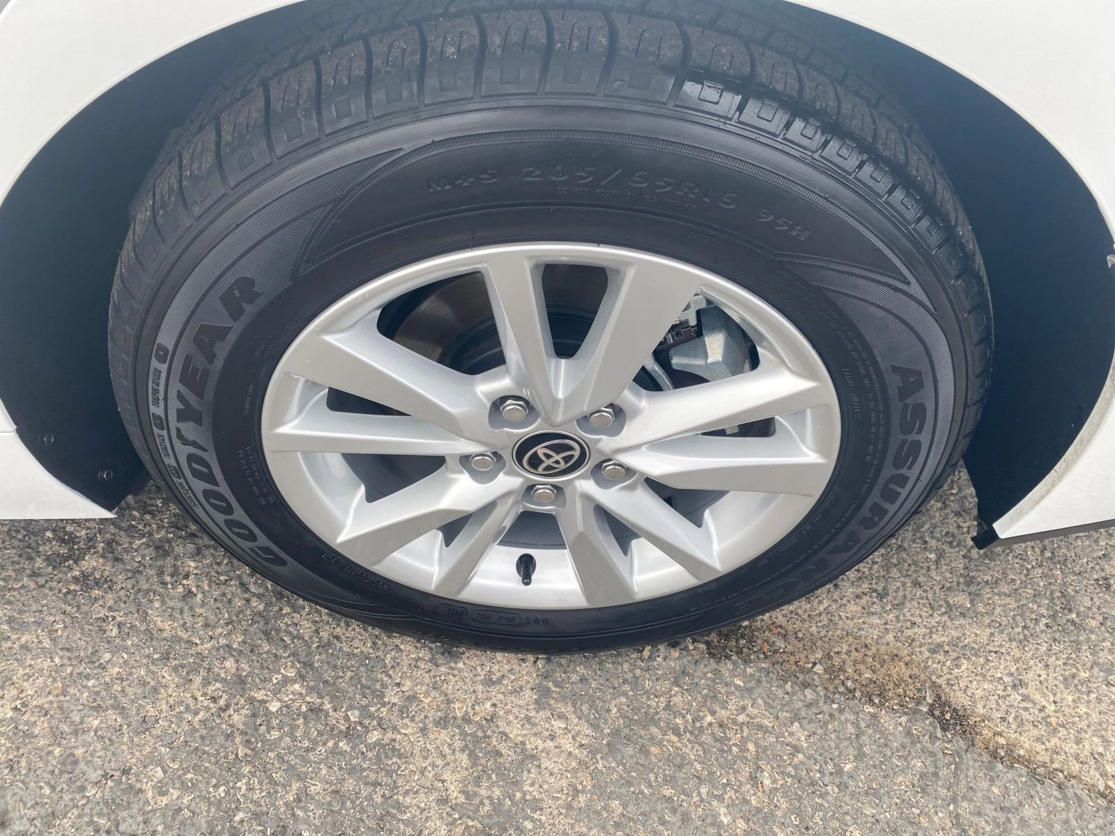 Thumbnail: 2025 Toyota Camry - 30