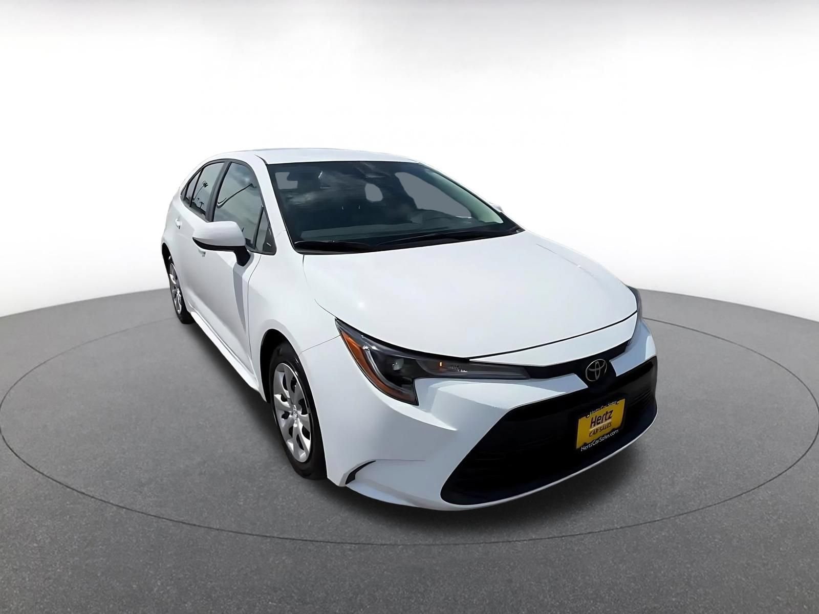 Thumbnail: 2025 Toyota Corolla - 3