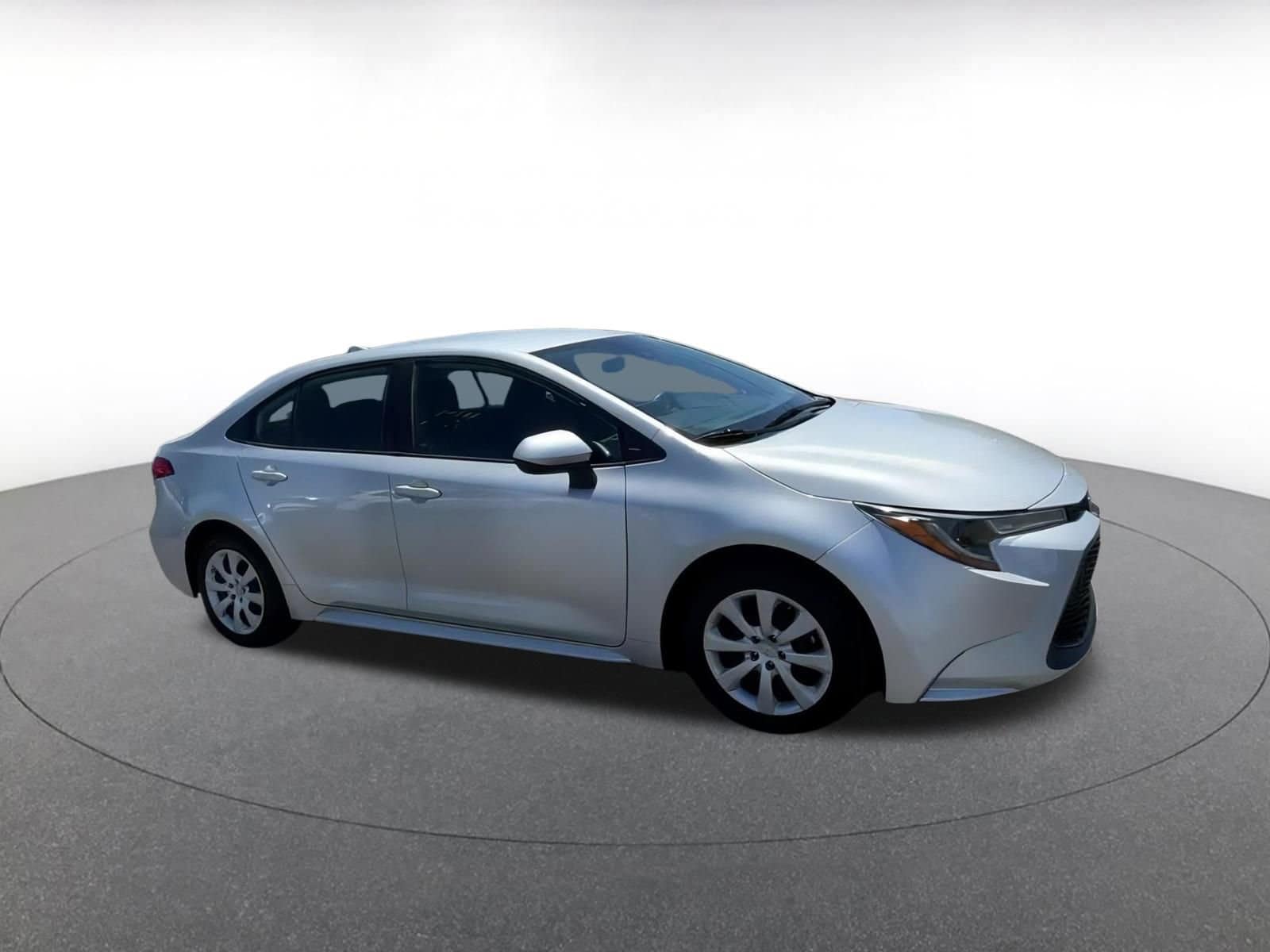 Thumbnail: 2021 Toyota Corolla - 2