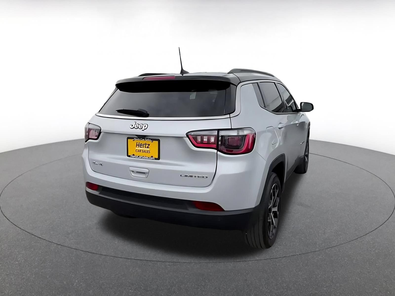 Thumbnail: 2025 Jeep Compass - 11