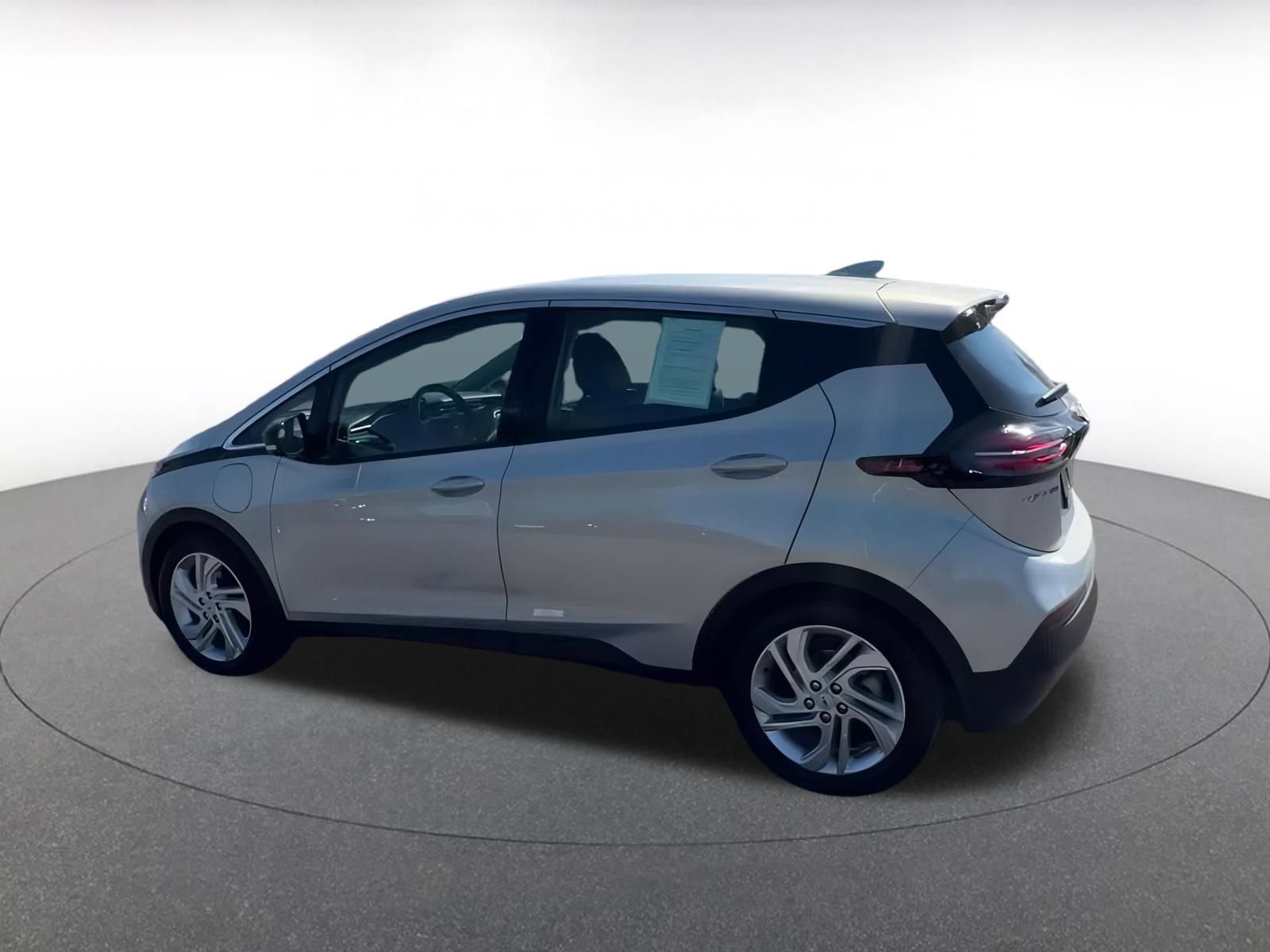 Thumbnail: 2023 Chevrolet Bolt EV - 10