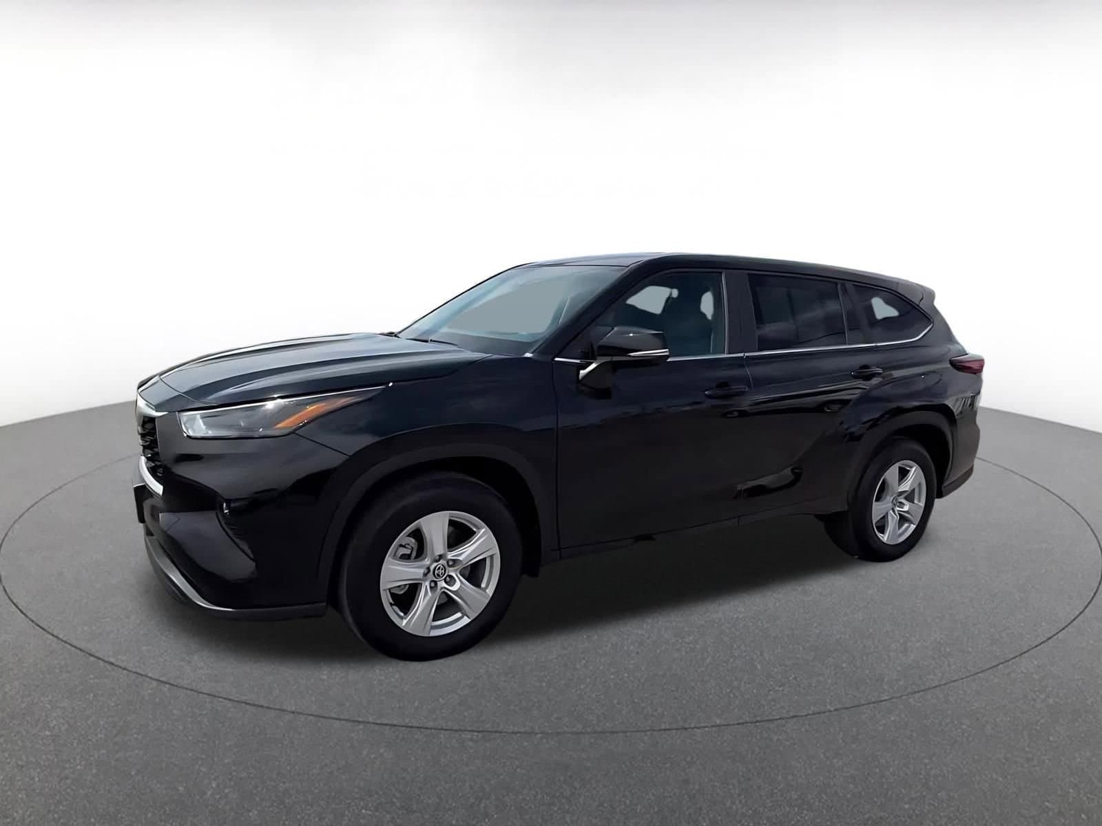 Thumbnail: 2025 Toyota Highlander - 8