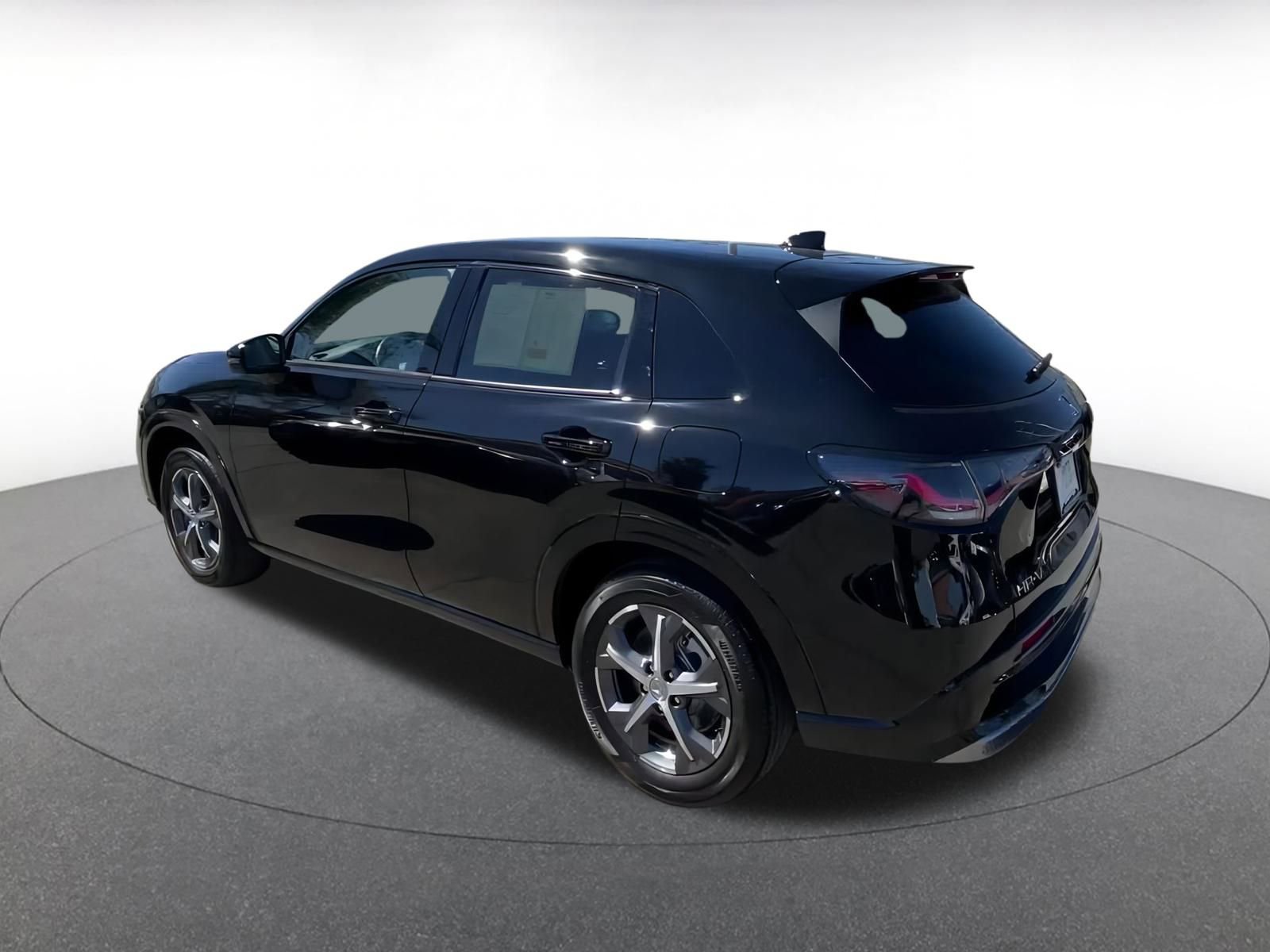 Thumbnail: 2025 Honda HR-V - 10