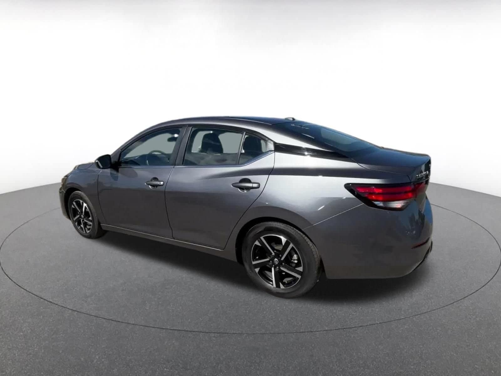 Thumbnail: 2025 Nissan Sentra - 9