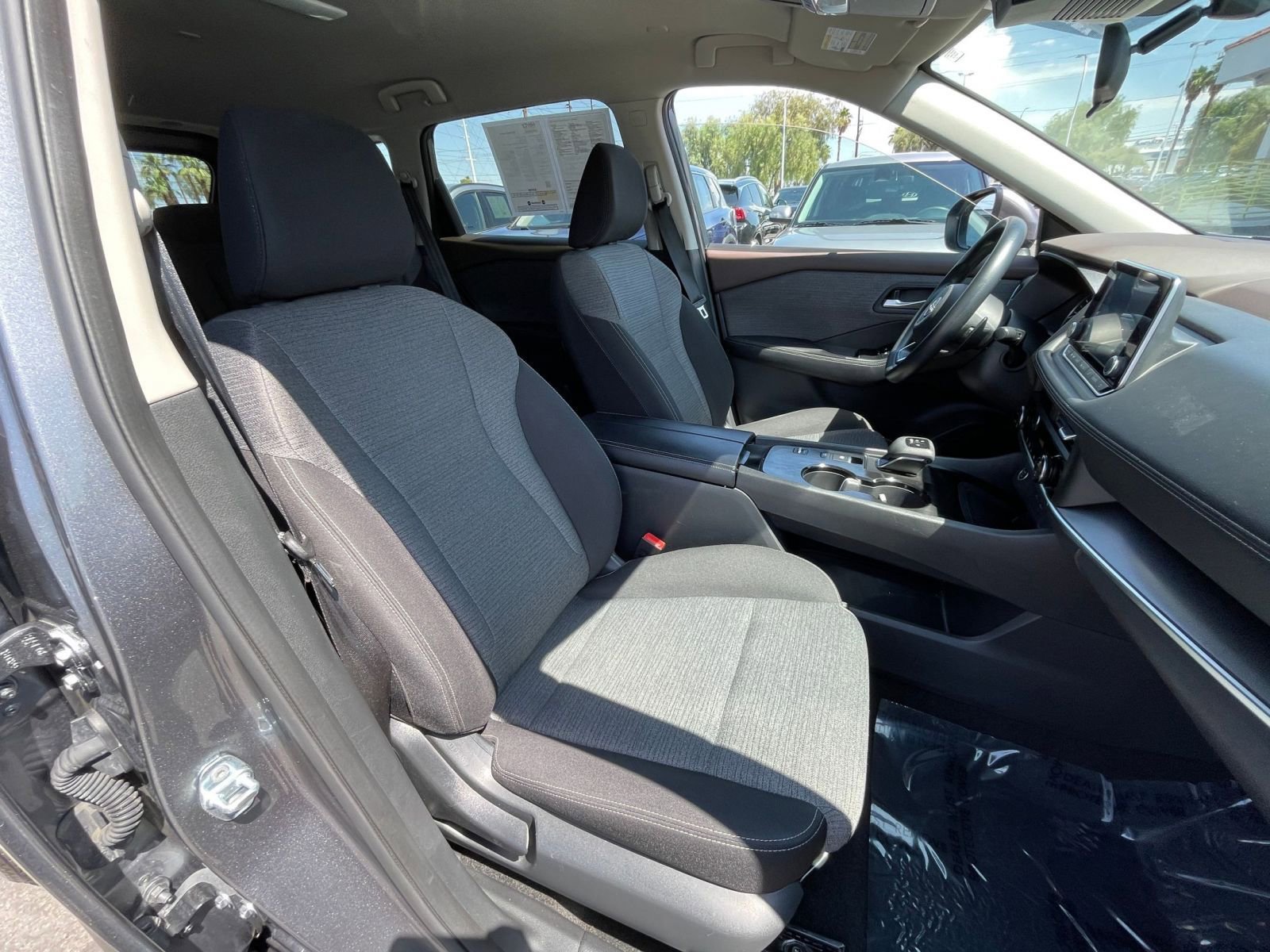 2023 Nissan Rogue SV 30