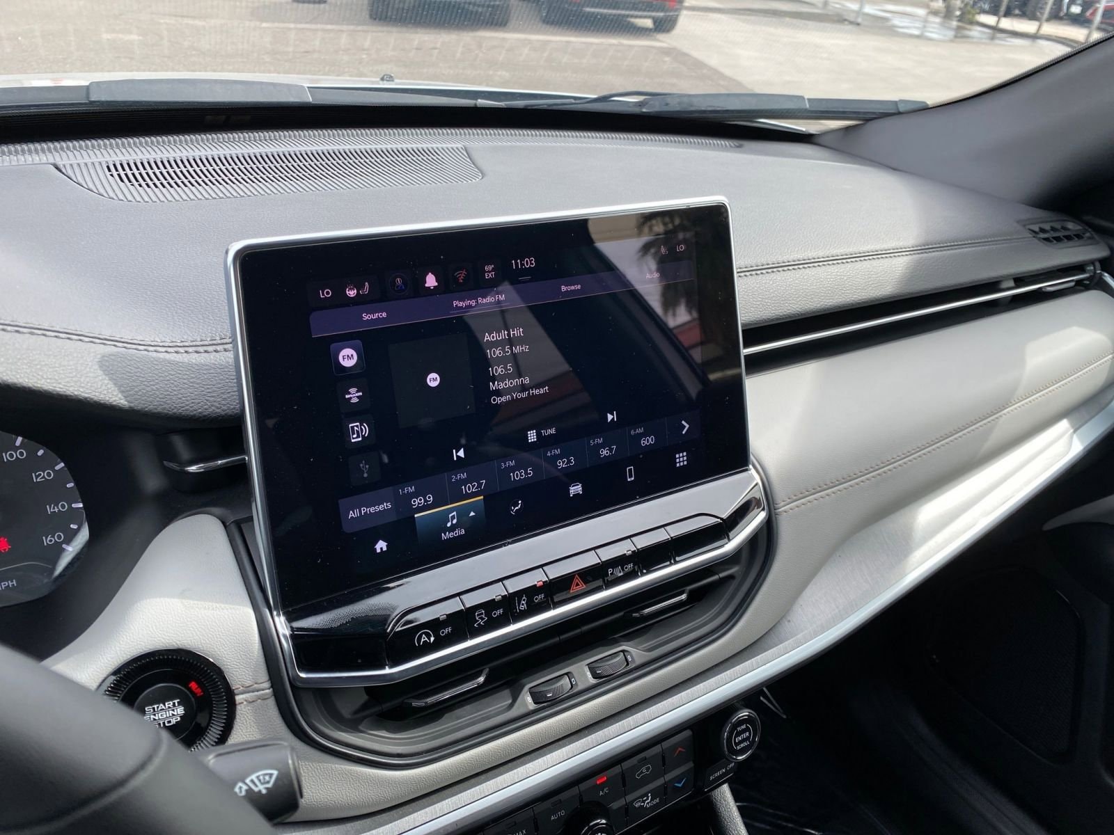 Thumbnail: 2025 Jeep Compass - 17