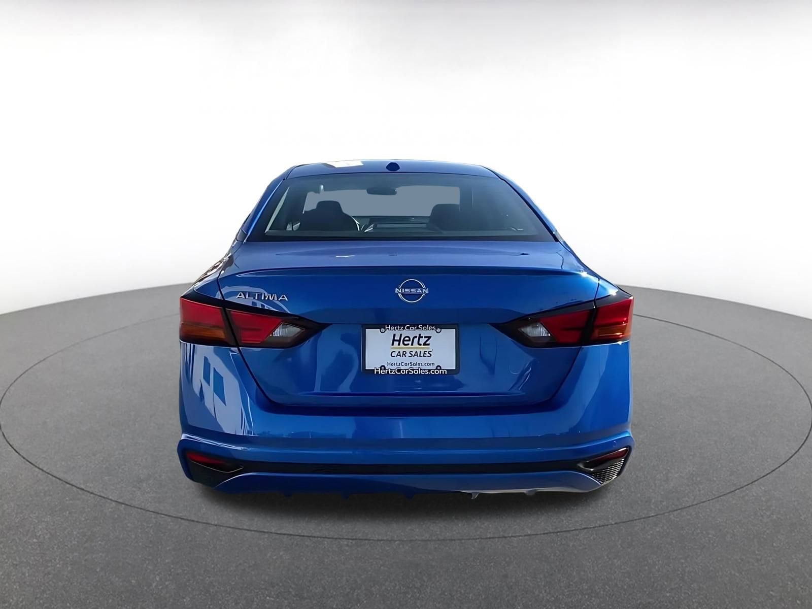 Thumbnail: 2025 Nissan Altima - 12