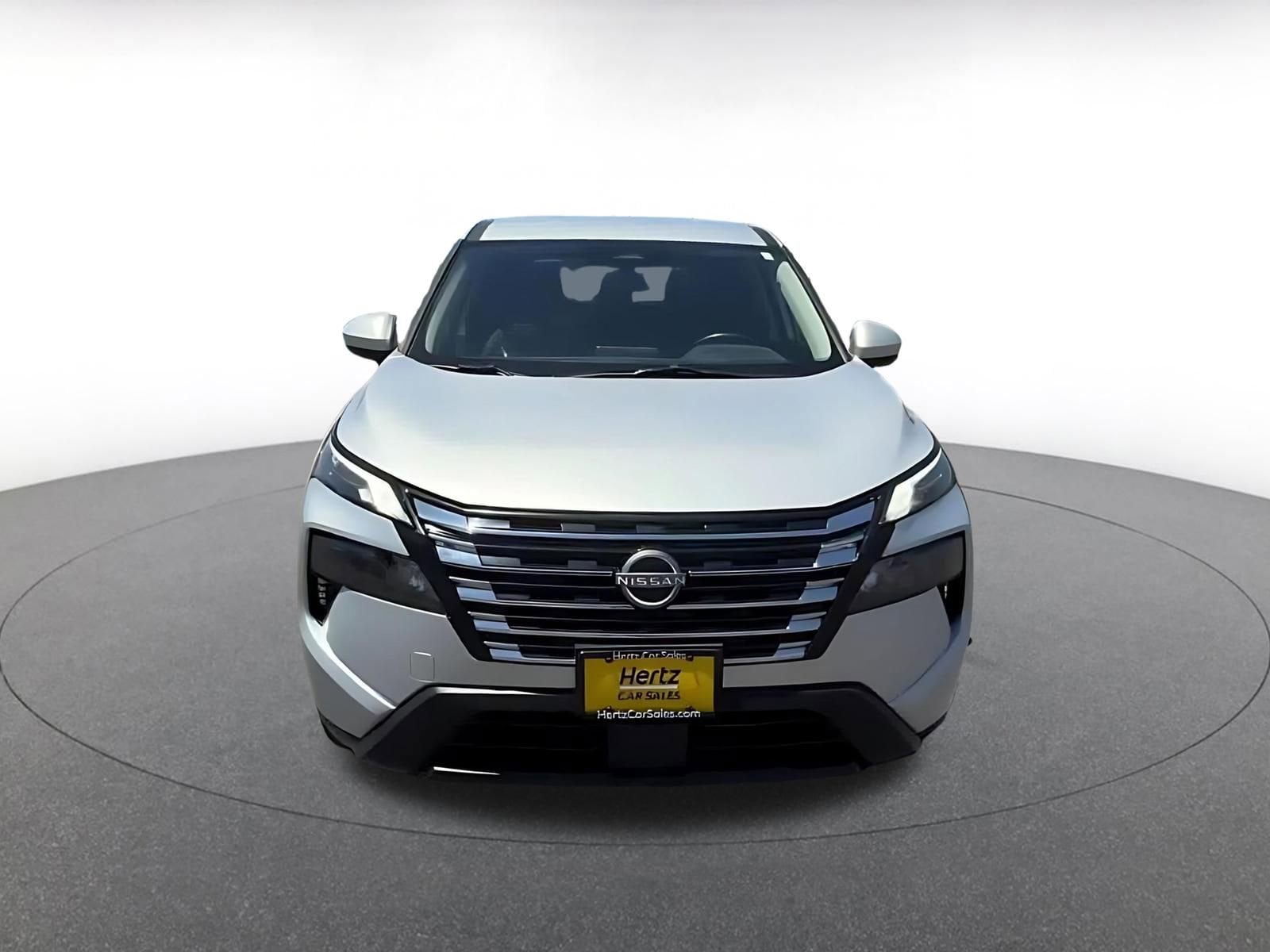 Thumbnail: 2025 Nissan Rogue - 4