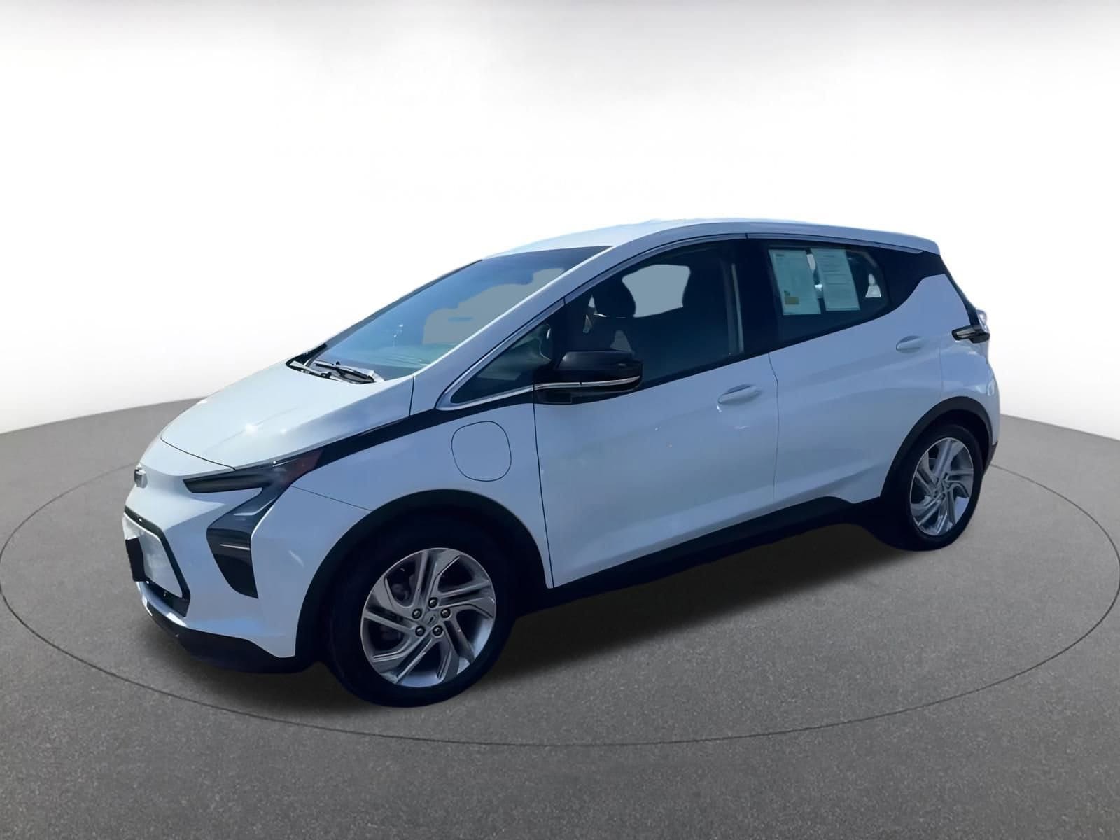 Thumbnail: 2023 Chevrolet Bolt EV - 8