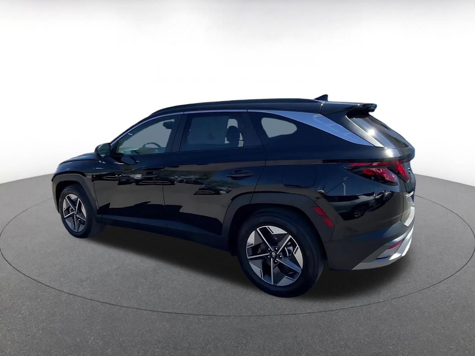 Thumbnail: 2025 Hyundai Tucson - 10