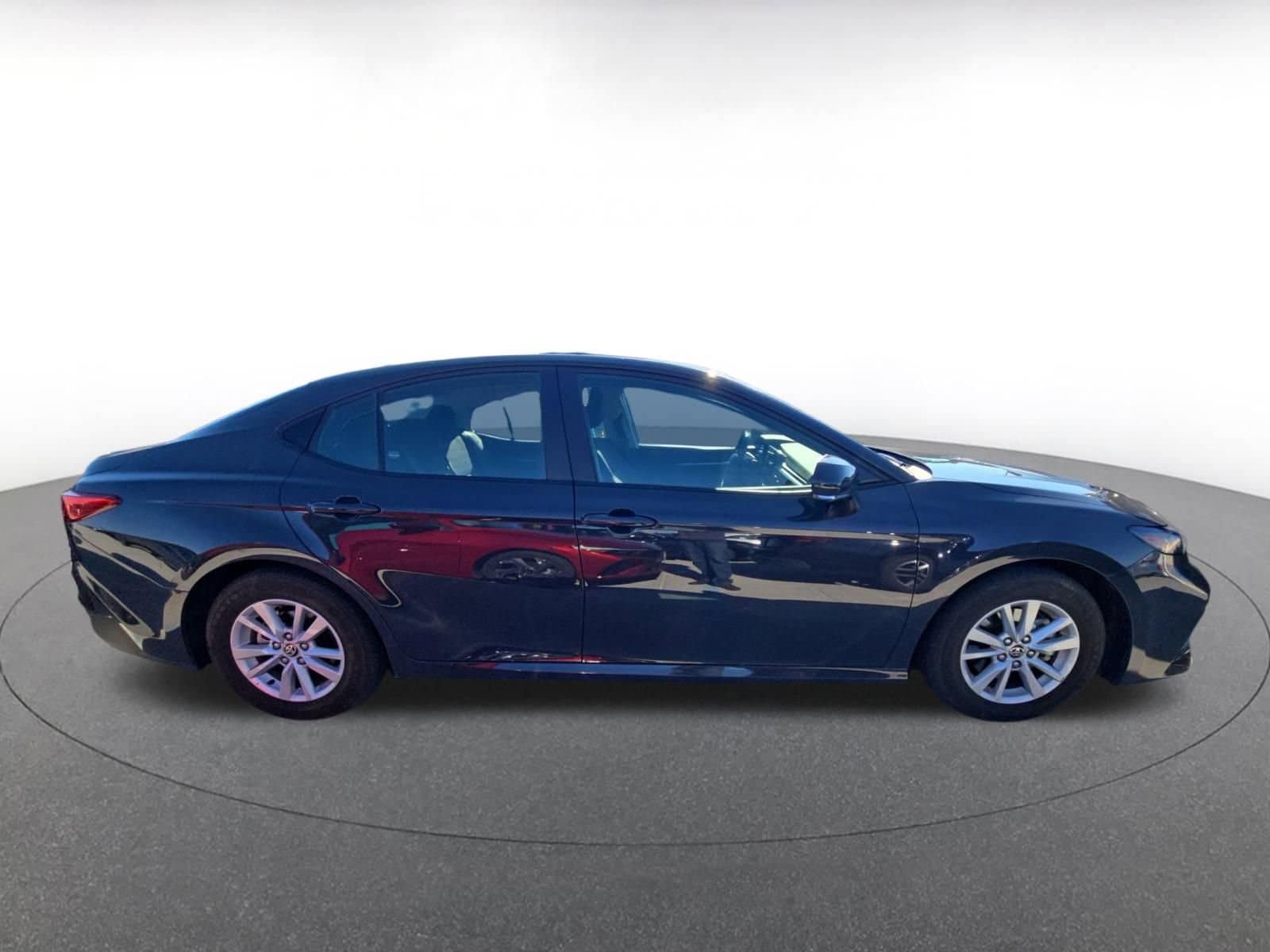 Thumbnail: 2025 Toyota Camry - 9