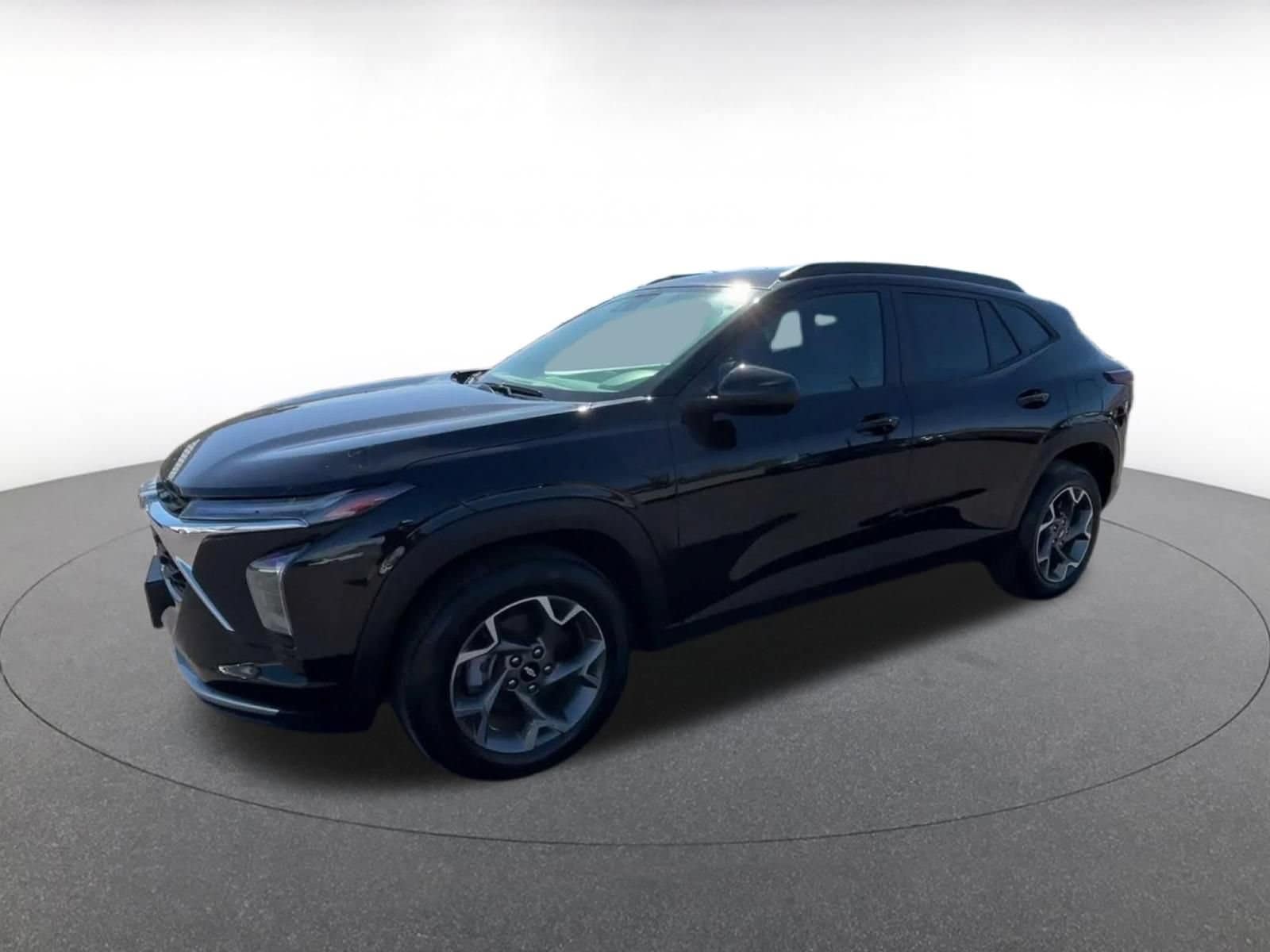 Thumbnail: 2025 Chevrolet Trax - 7