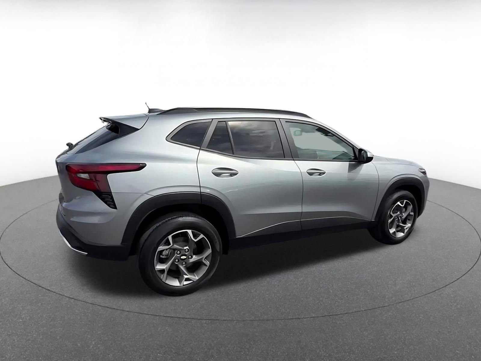 Thumbnail: 2025 Chevrolet Trax - 15