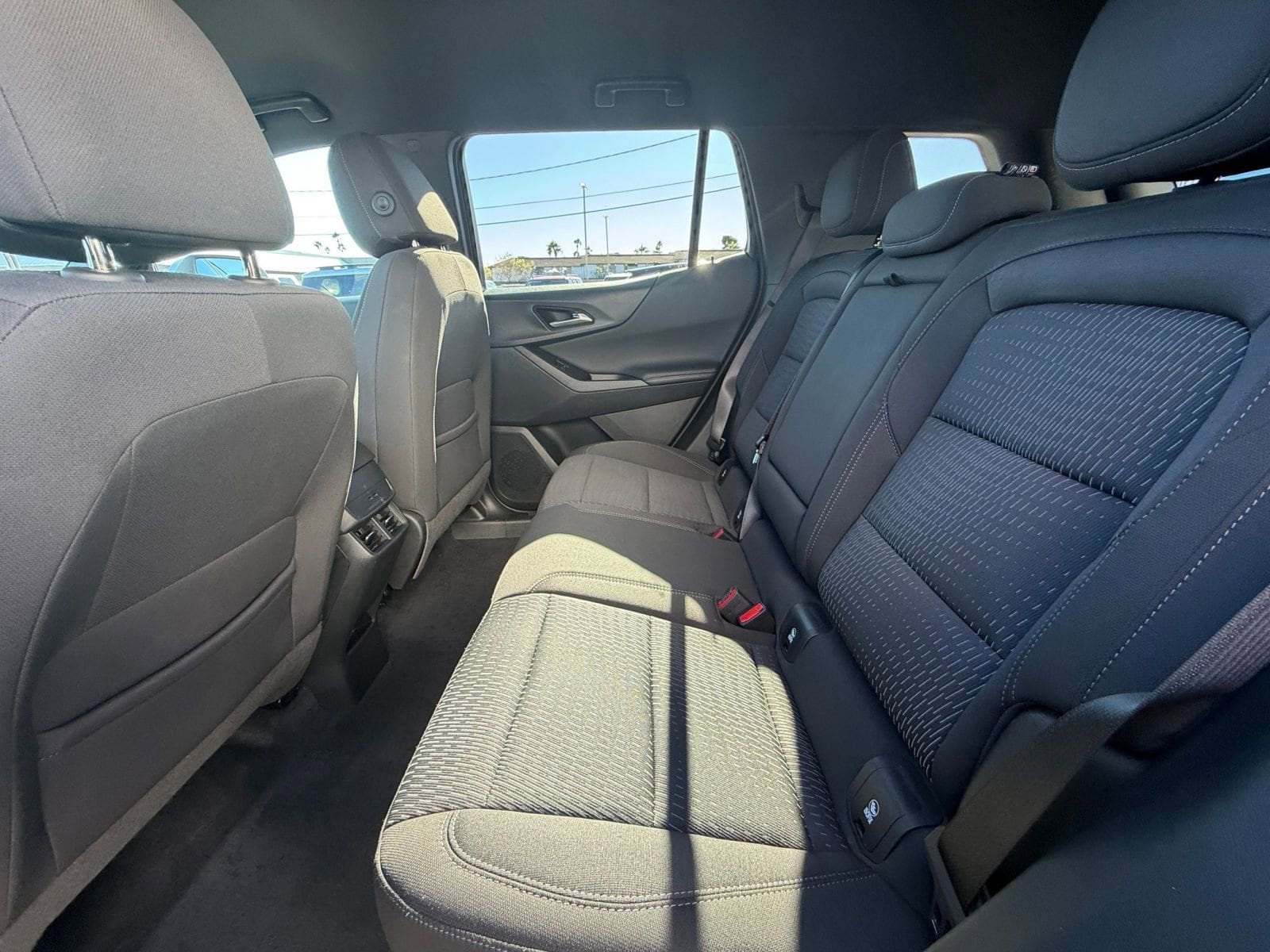 Thumbnail: 2025 Chevrolet Equinox - 23