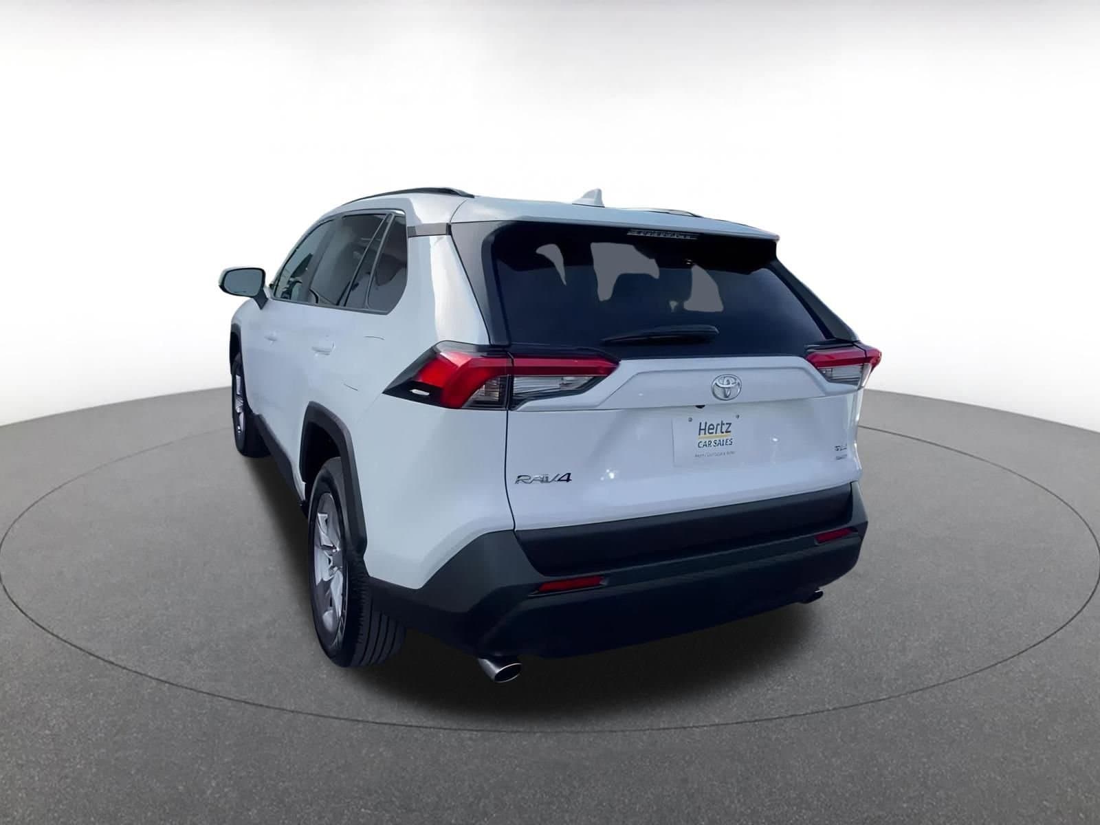 Thumbnail: 2025 Toyota RAV4 - 11