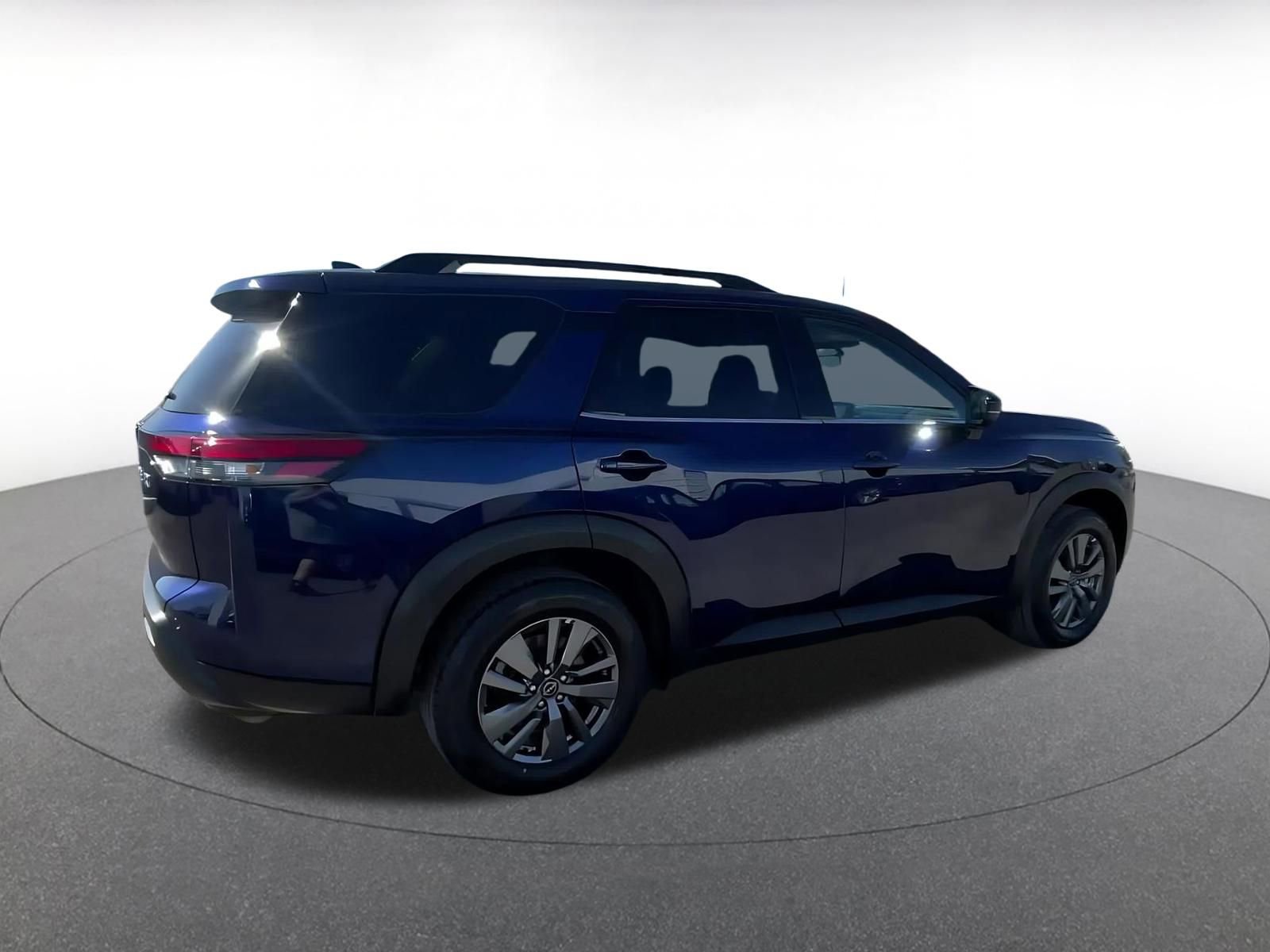 Thumbnail: 2025 Nissan Pathfinder - 15