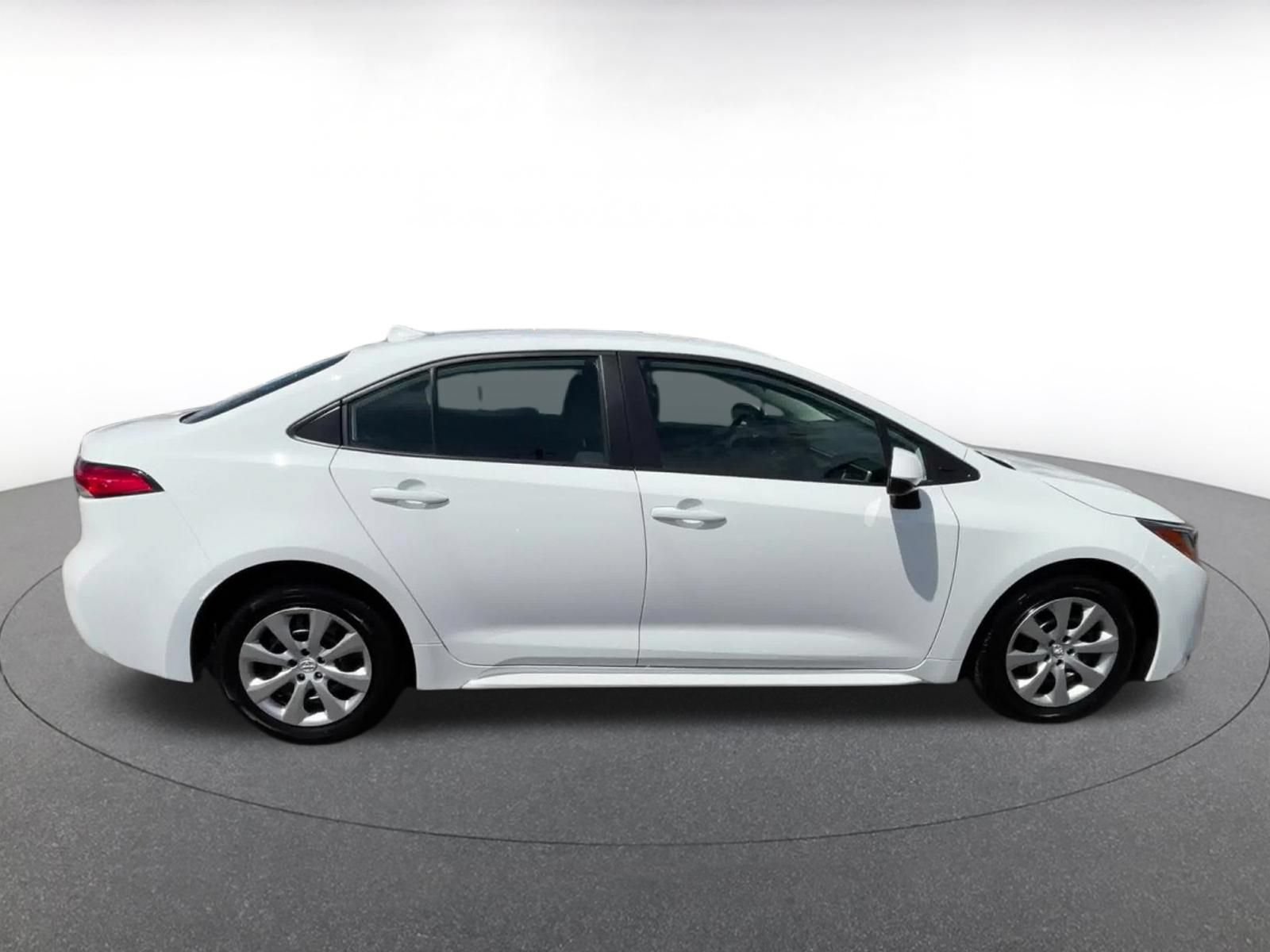 Thumbnail: 2025 Toyota Corolla - 15