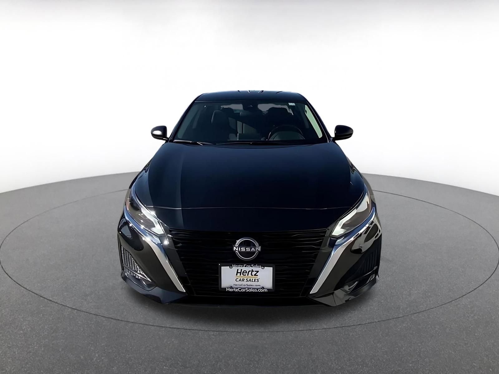 Thumbnail: 2025 Nissan Altima - 4