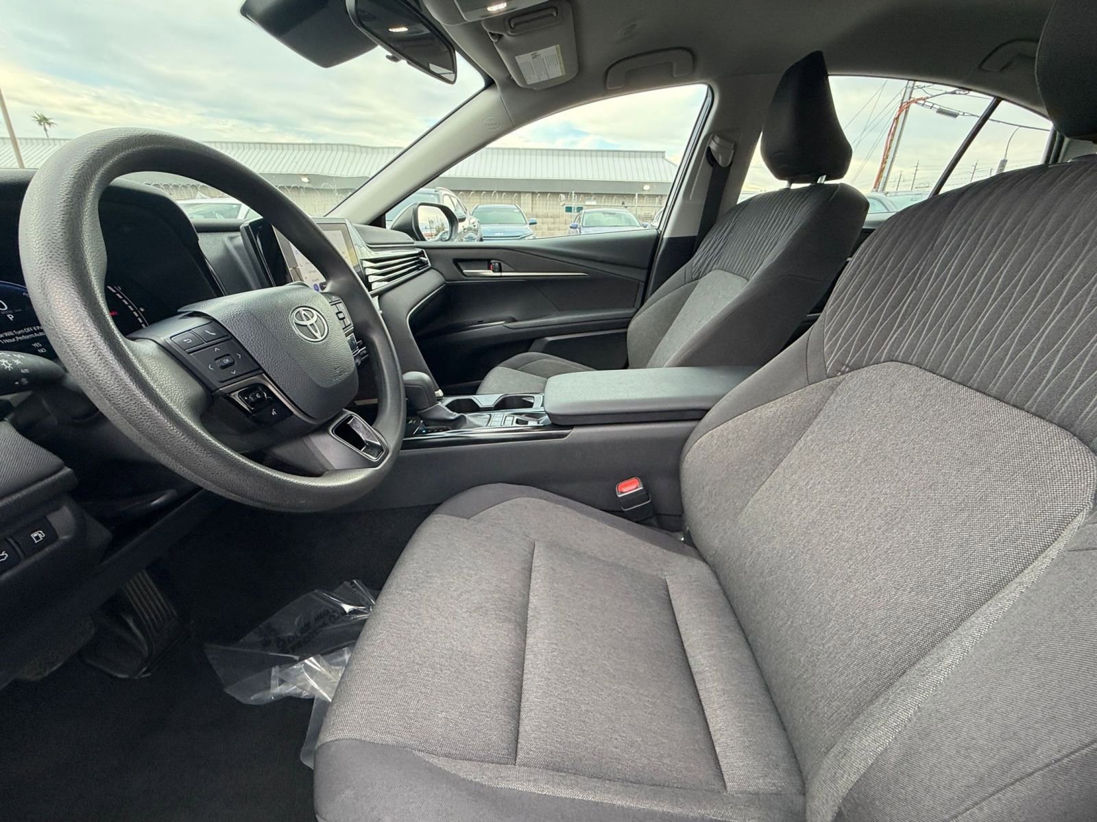 Thumbnail: 2025 Toyota Camry - 24