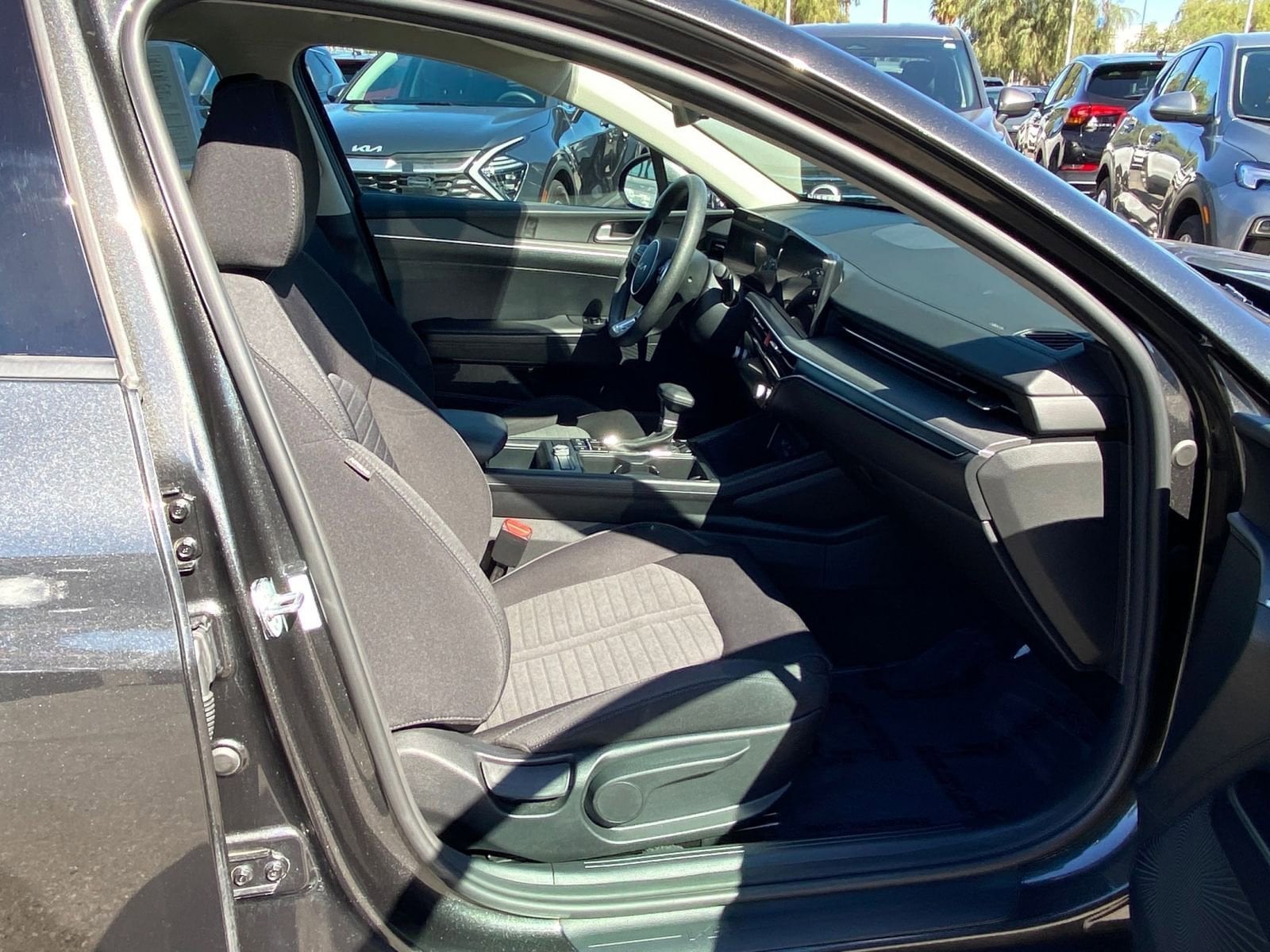 Thumbnail: 2025 Kia K5 - 35