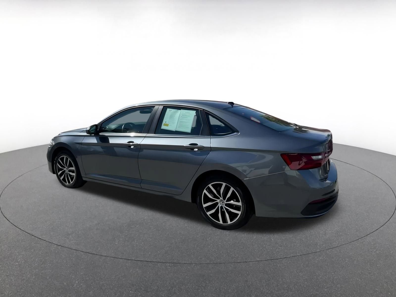 Thumbnail: 2025 Volkswagen Jetta - 11