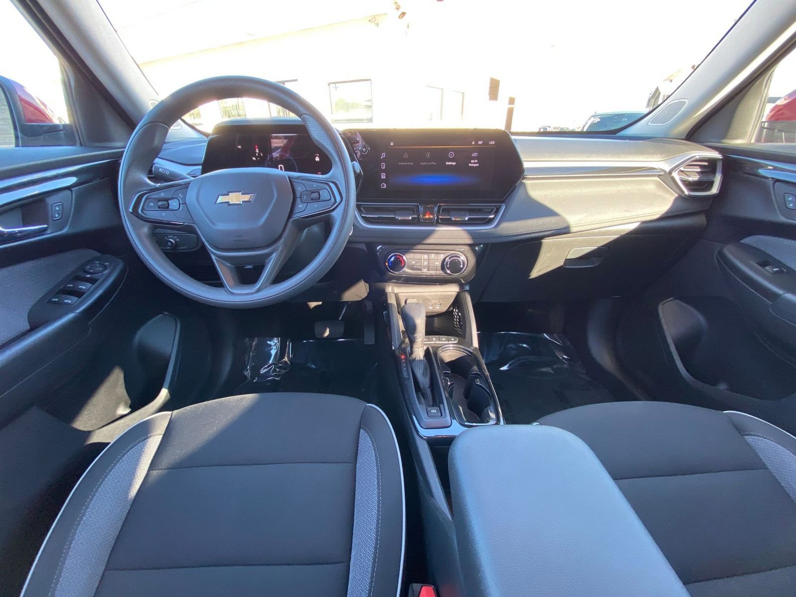 Thumbnail: 2025 Chevrolet TrailBlazer - 33