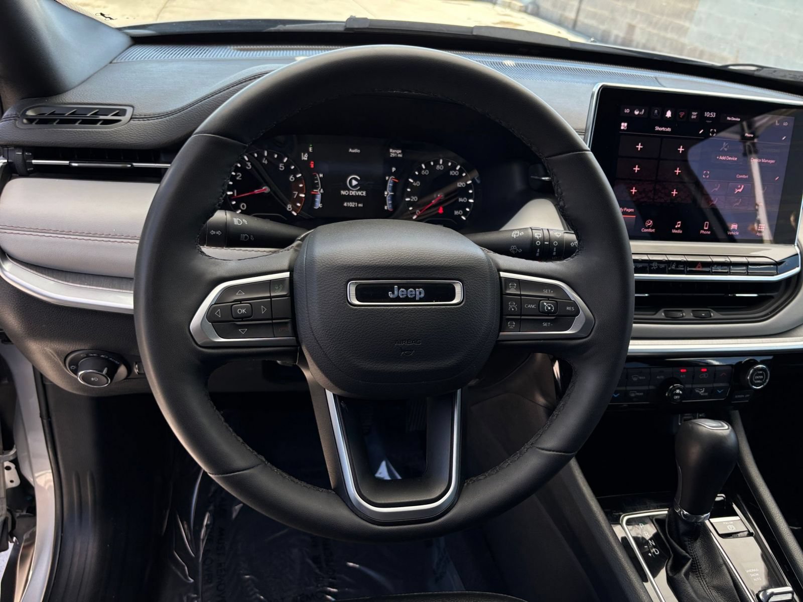 Thumbnail: 2025 Jeep Compass - 23