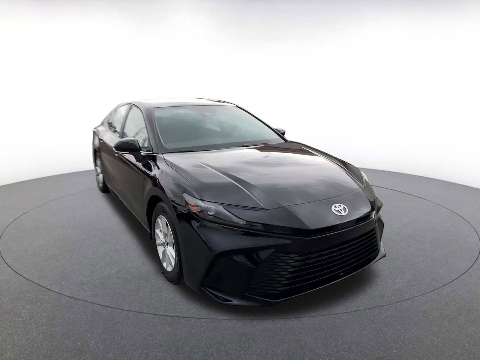 Thumbnail: 2025 Toyota Camry - 3