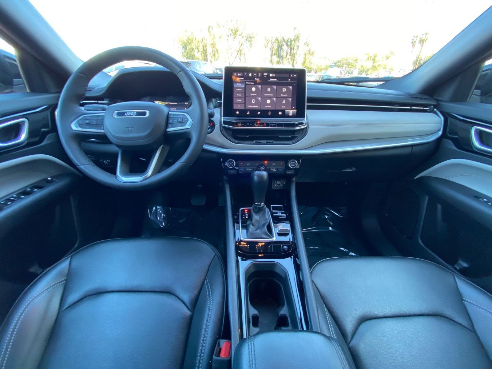 Thumbnail: 2025 Jeep Compass - 34