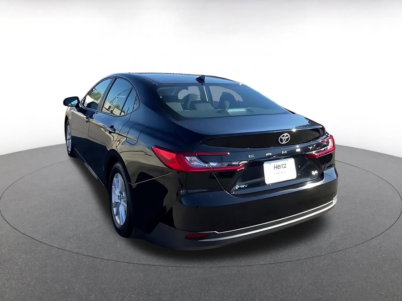 Thumbnail: 2025 Toyota Camry - 11