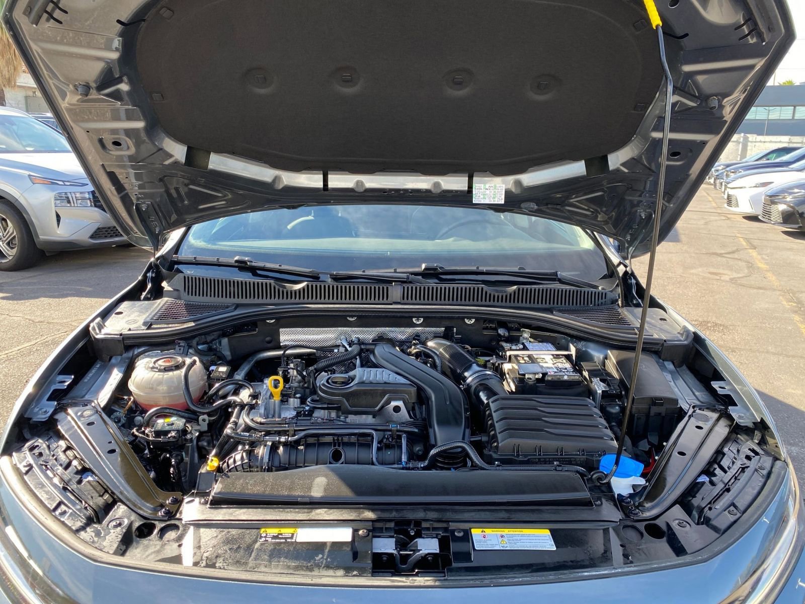 Thumbnail: 2025 Volkswagen Jetta - 33