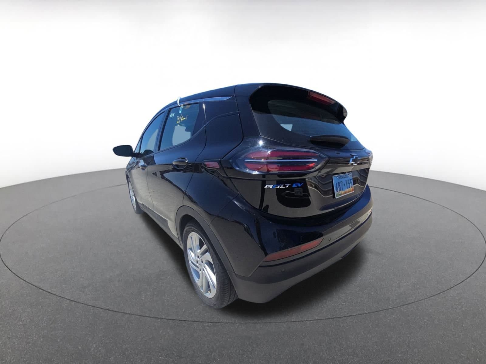 Thumbnail: 2023 Chevrolet Bolt EV - 7