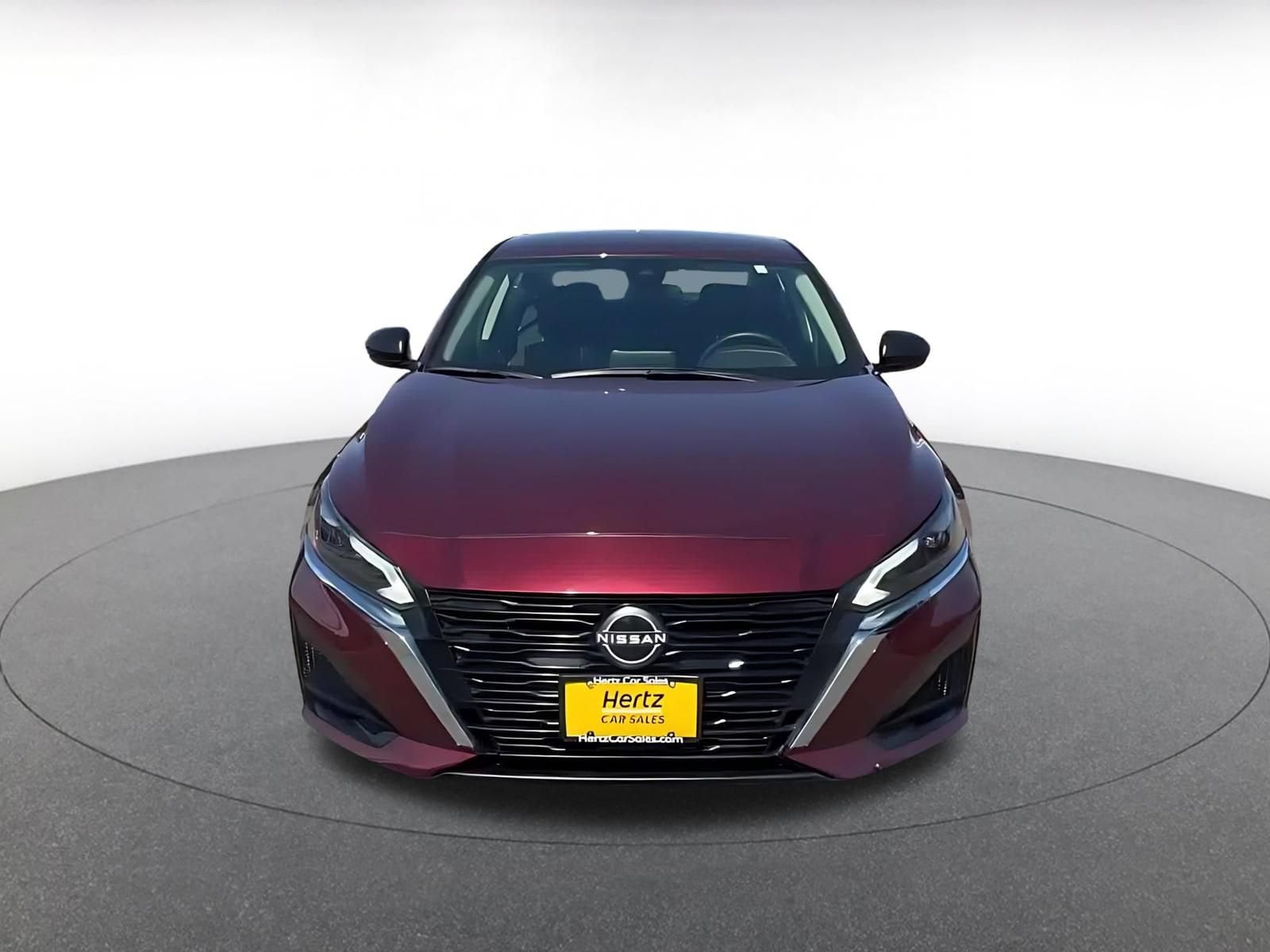 Thumbnail: 2025 Nissan Altima - 4