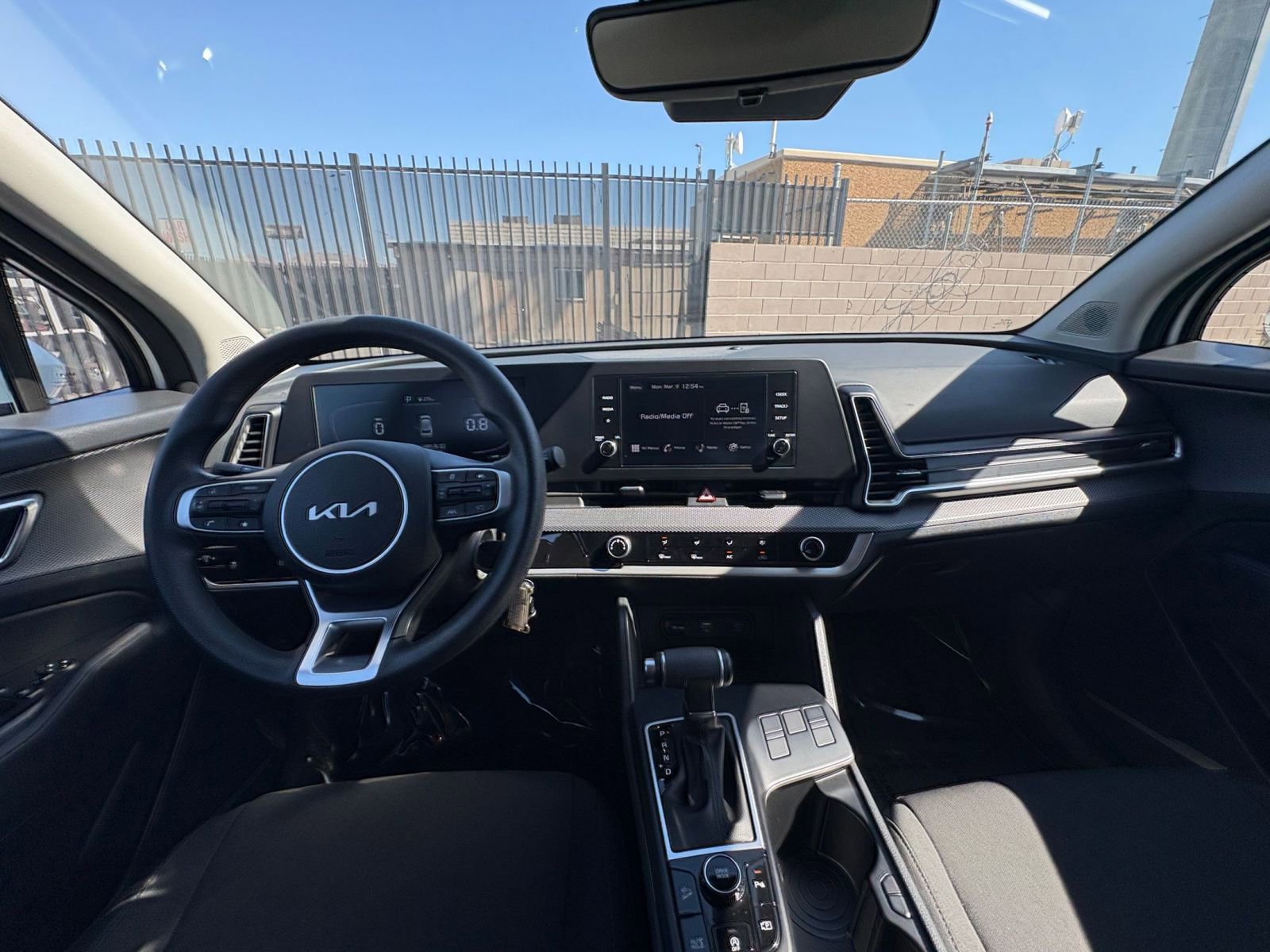 Thumbnail: 2025 Kia Sportage - 32