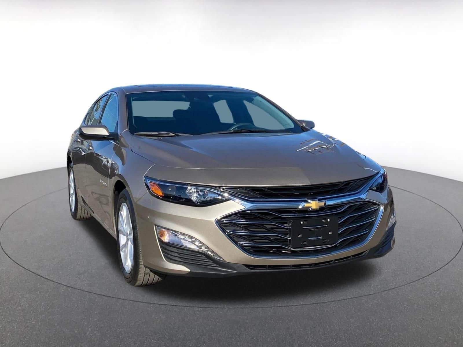 Thumbnail: 2024 Chevrolet Malibu - 1