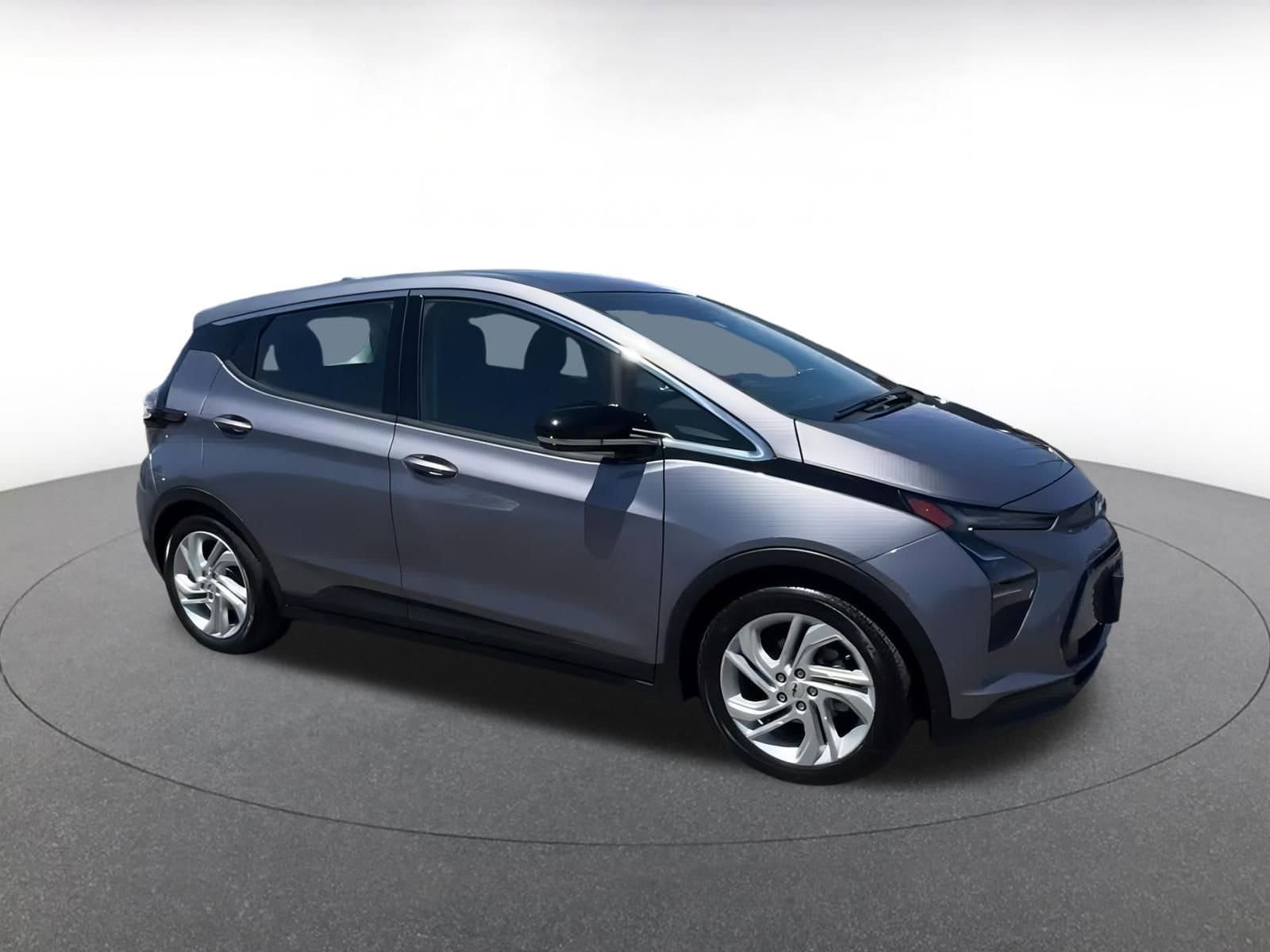 Thumbnail: 2023 Chevrolet Bolt EV - 2
