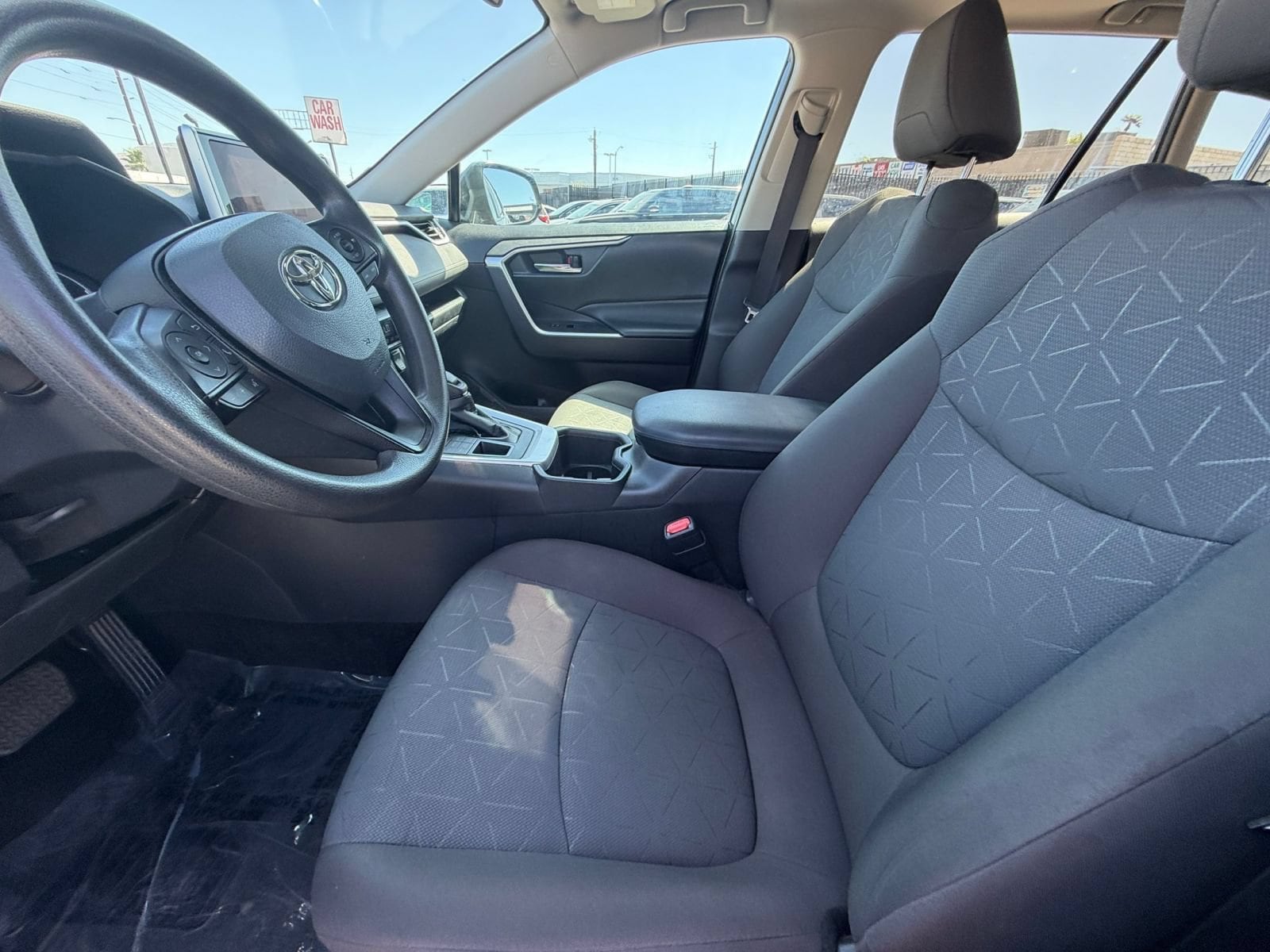 Thumbnail: 2024 Toyota RAV4 - 27