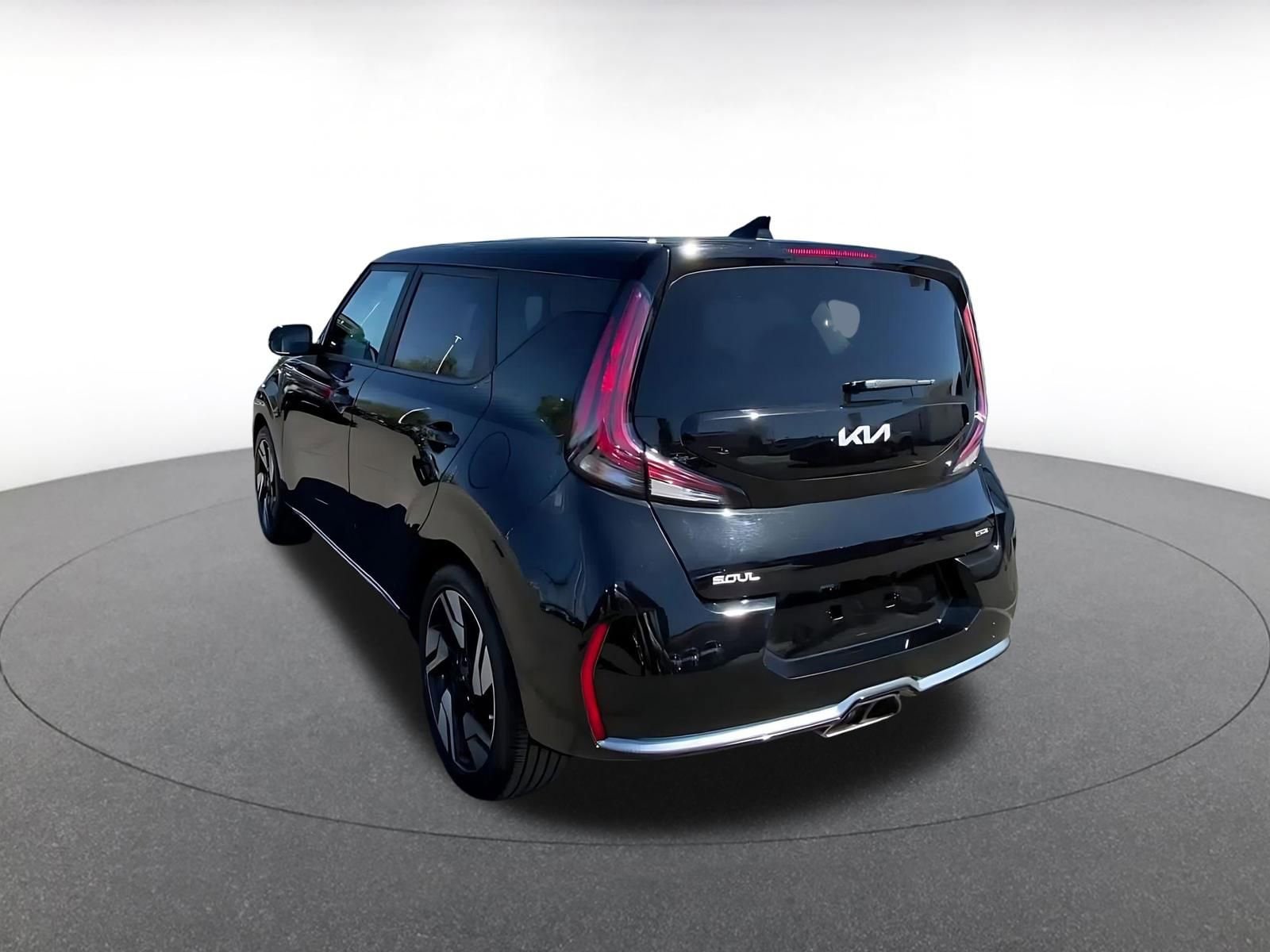 Thumbnail: 2023 Kia Soul - 11