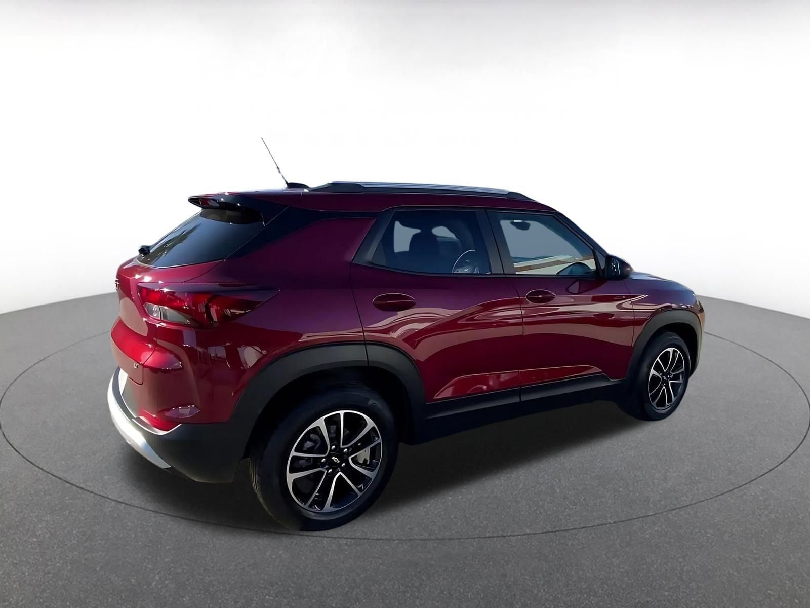 Thumbnail: 2025 Chevrolet TrailBlazer - 14