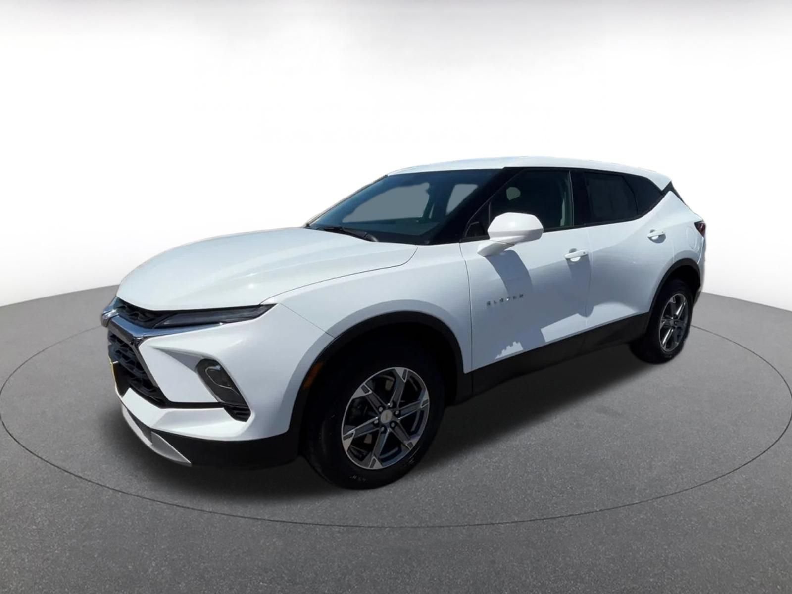 Thumbnail: 2025 Chevrolet Blazer - 6