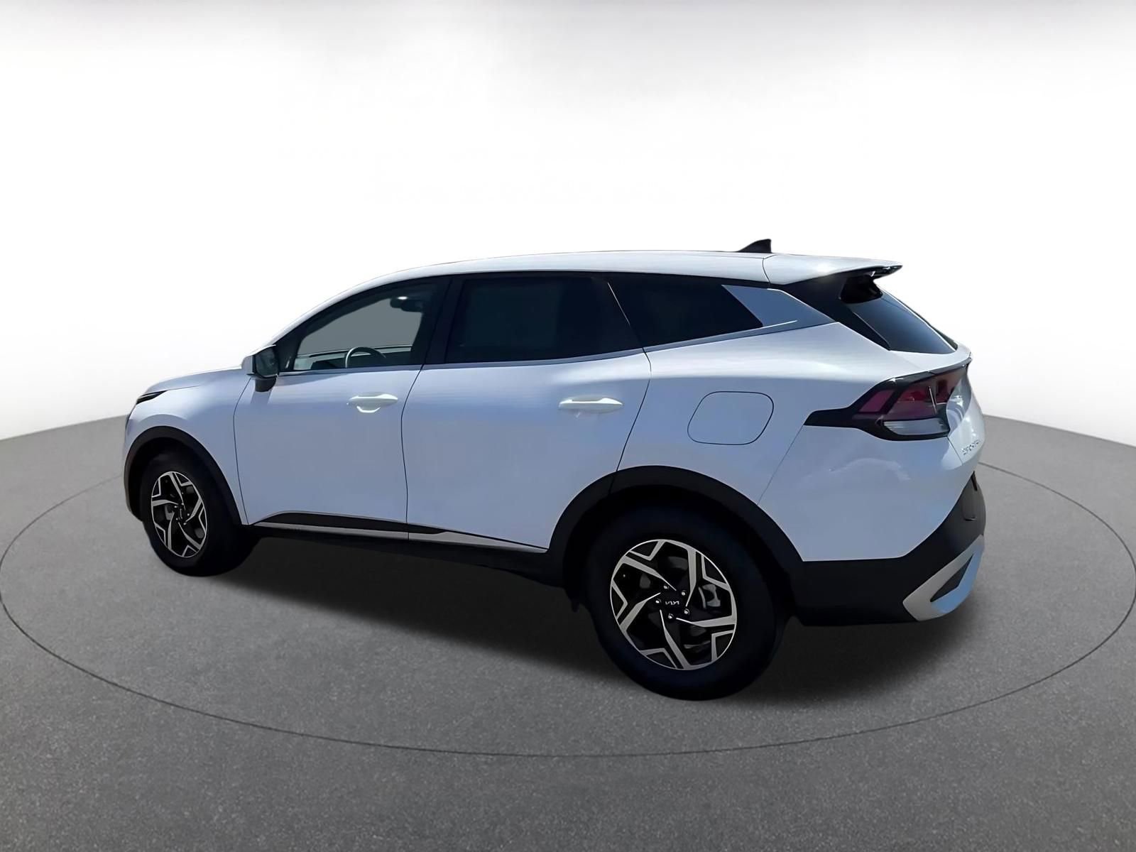 Thumbnail: 2025 Kia Sportage - 10