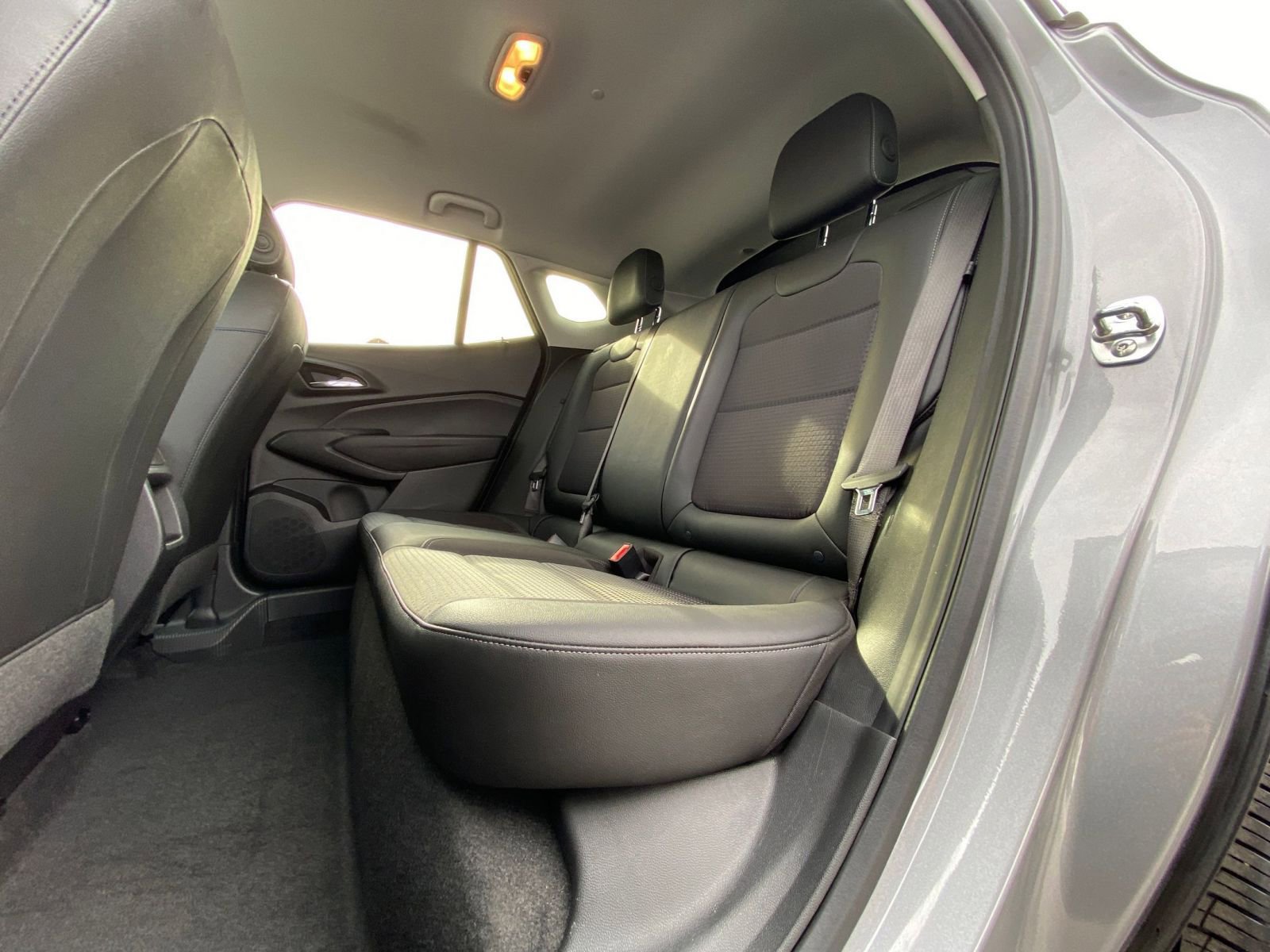 Thumbnail: 2025 Chevrolet Trax - 25