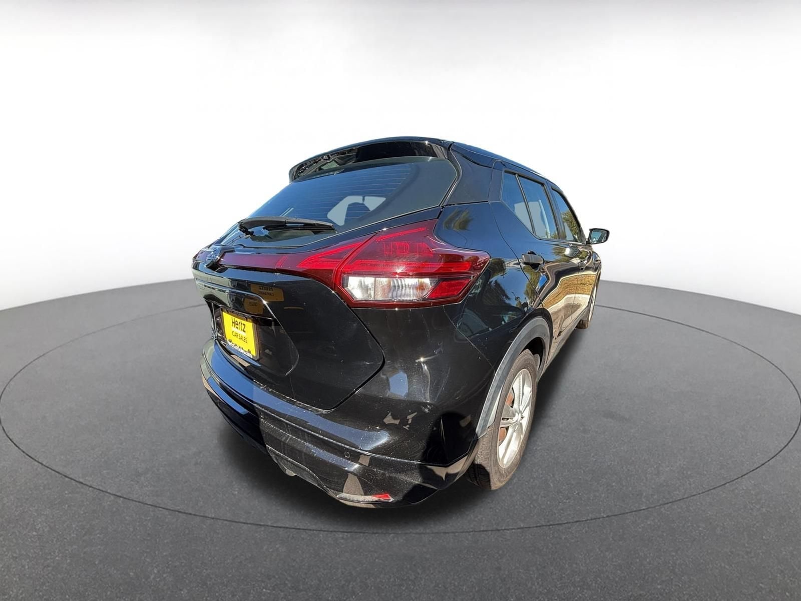 Thumbnail: 2021 Nissan Kicks - 8