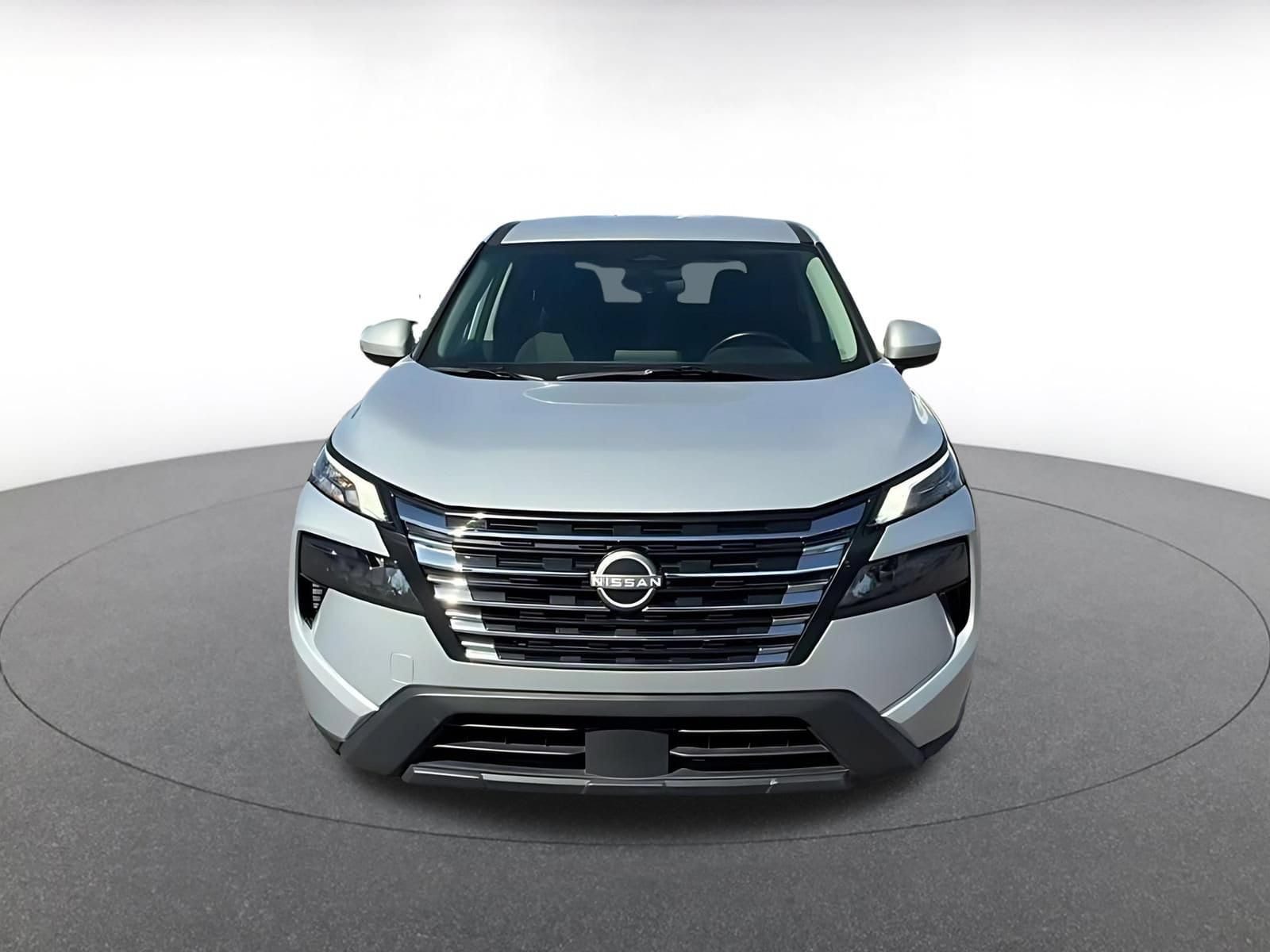 Thumbnail: 2025 Nissan Rogue - 4