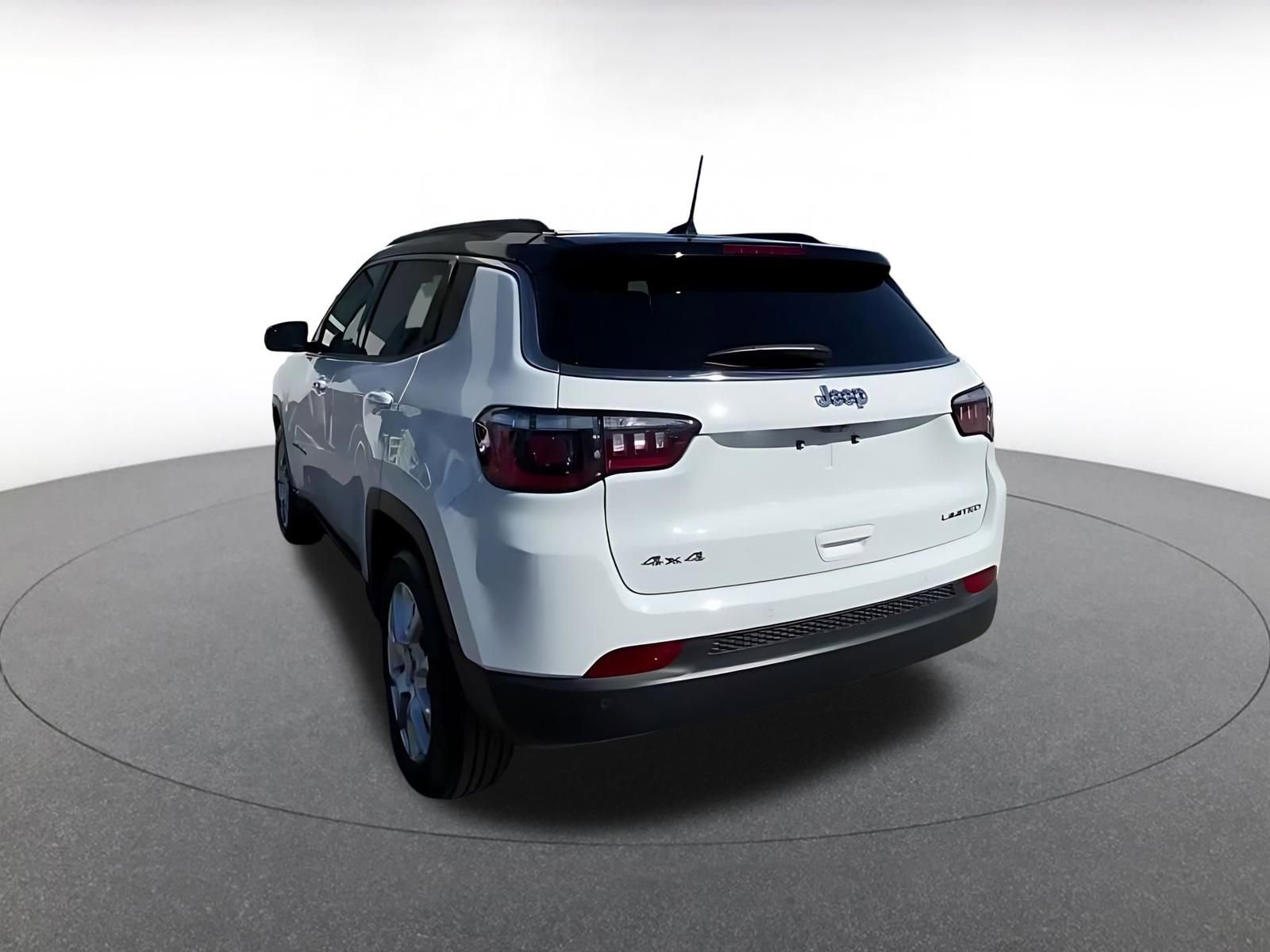 Thumbnail: 2025 Jeep Compass - 16