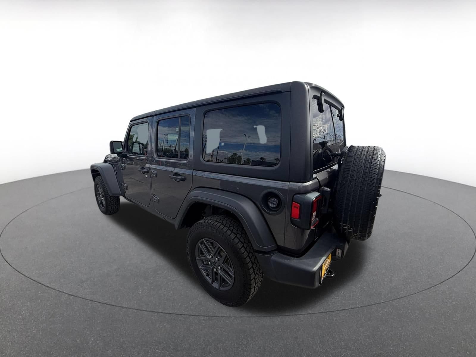 Thumbnail: 2025 Jeep Wrangler - 7