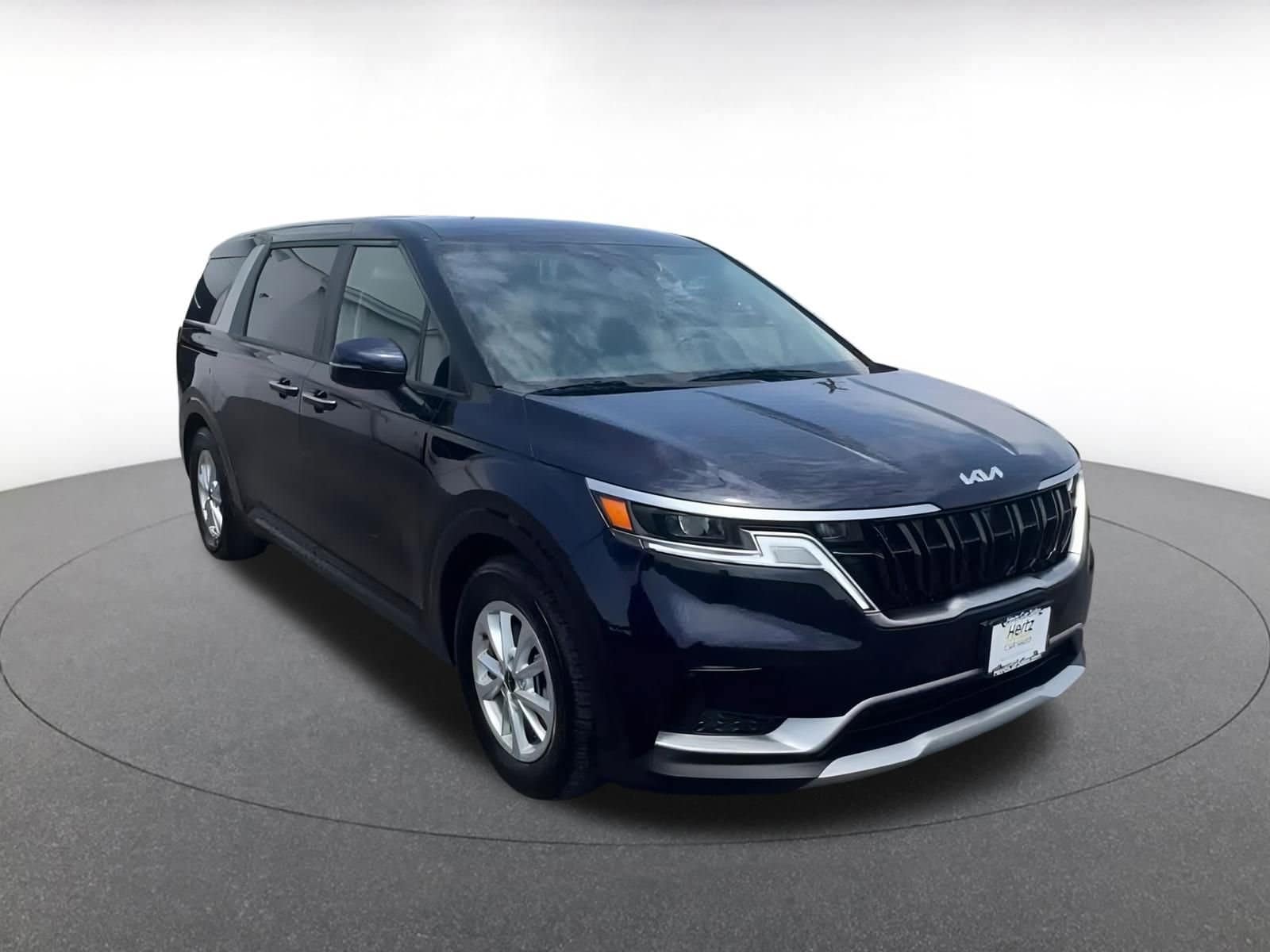 Thumbnail: 2024 Kia Carnival - 3