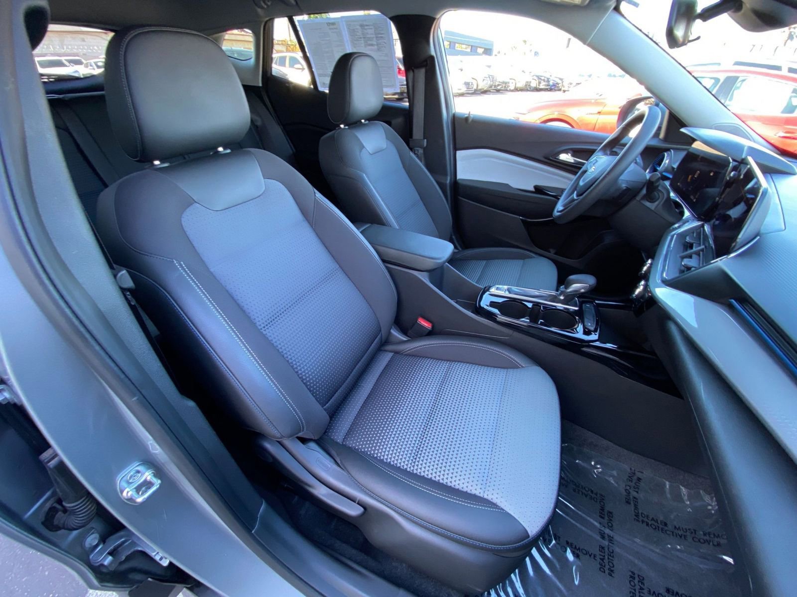 Thumbnail: 2025 Chevrolet Trax - 35